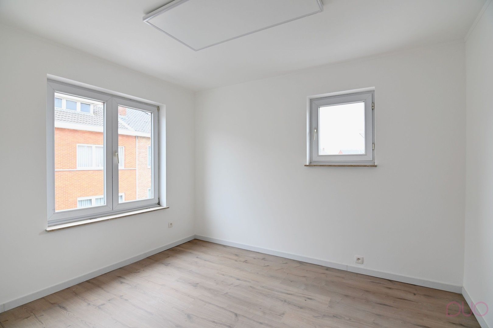 Instapklaar appartement met 3 slaapkamers, overdekt terras en mogelijkheid tot staanplaats nabij het centrum van Tongeren foto 5