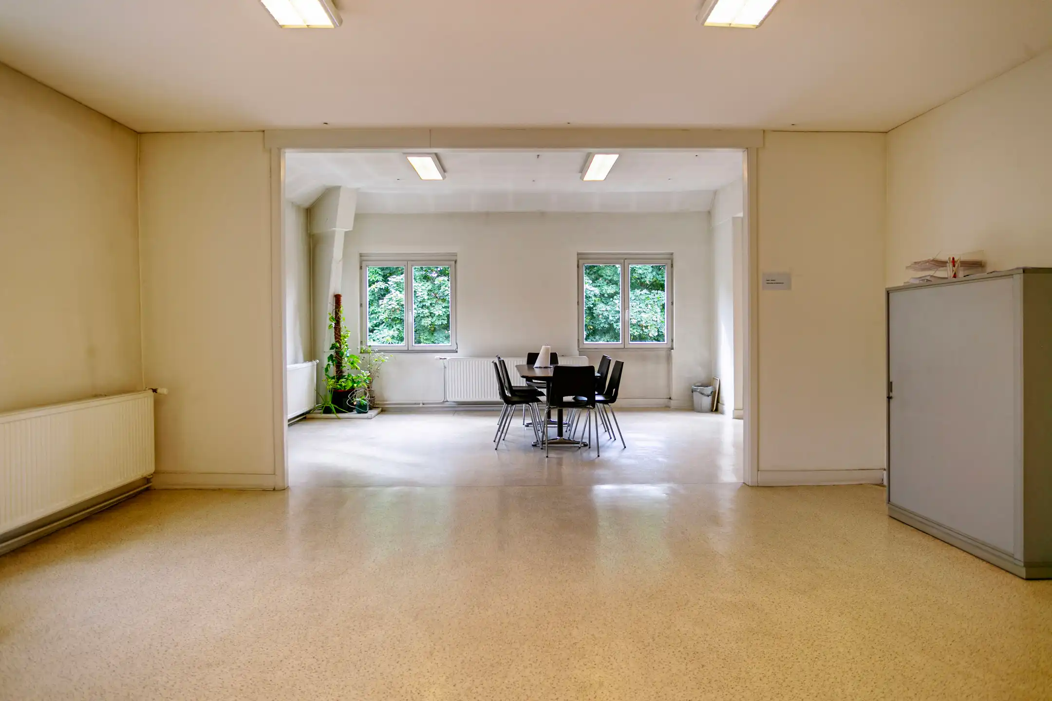 ANTWERPEN - Majestueus gebouw met parking foto 15