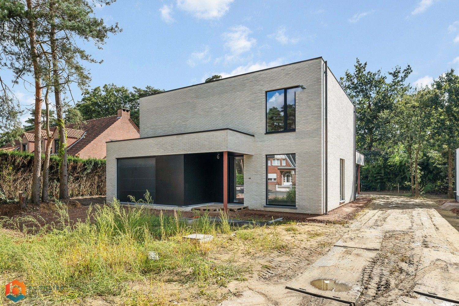 Nieuwbouw woning met 4 slpkrs en garage te Rijmenam foto {{pictureIndex}}