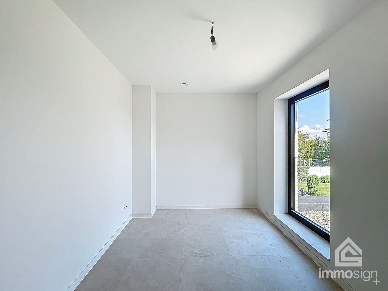 Instapklaar nieuwbouw appartement met 3 slaapkamers, 2 parkeerplaatsen, terras en kelderberging te Kinrooi foto 18