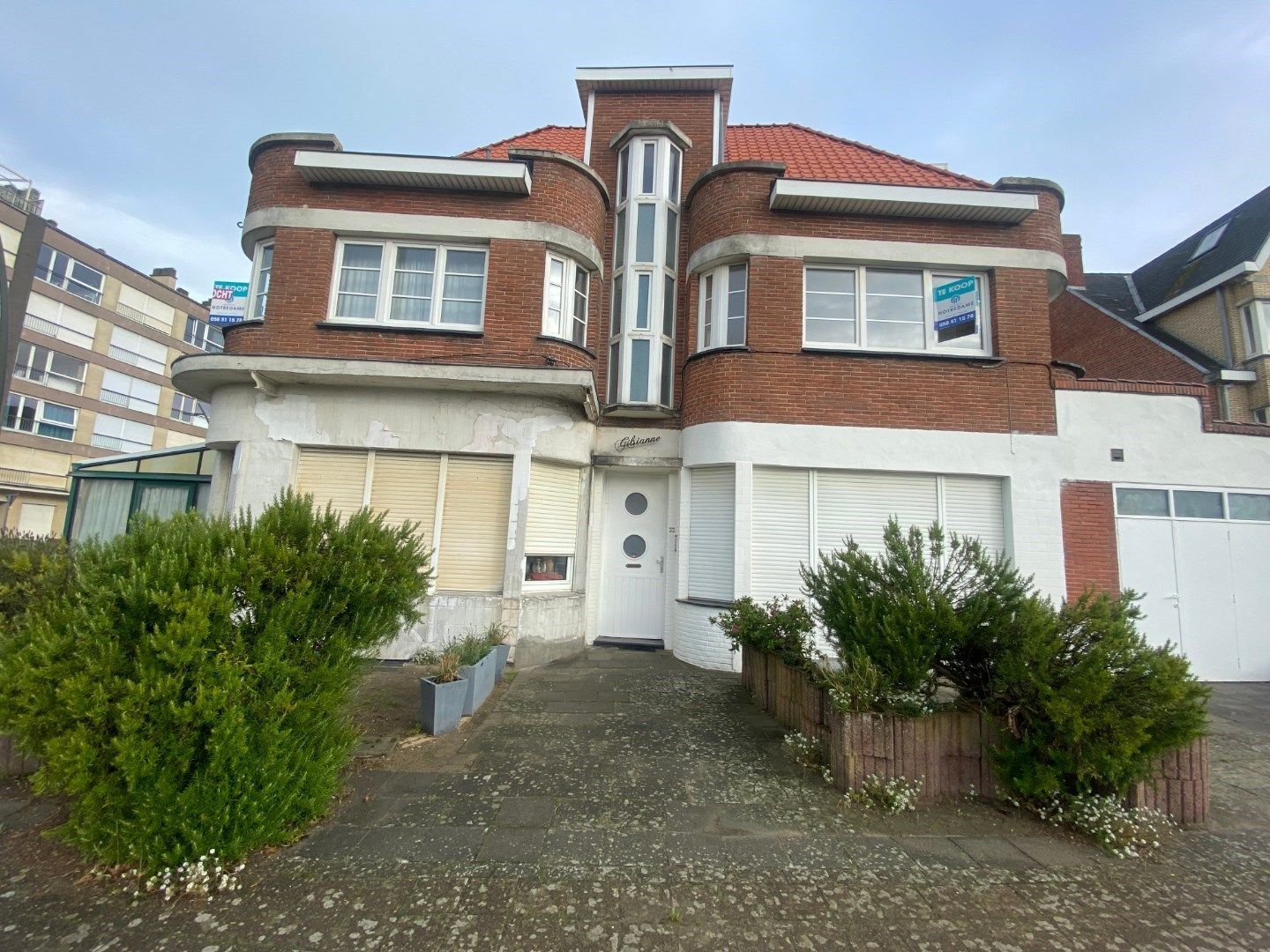 Appartement met 1 ruime slaapkamer en mogelijkheid tot aankoop garage in gebouw foto 9