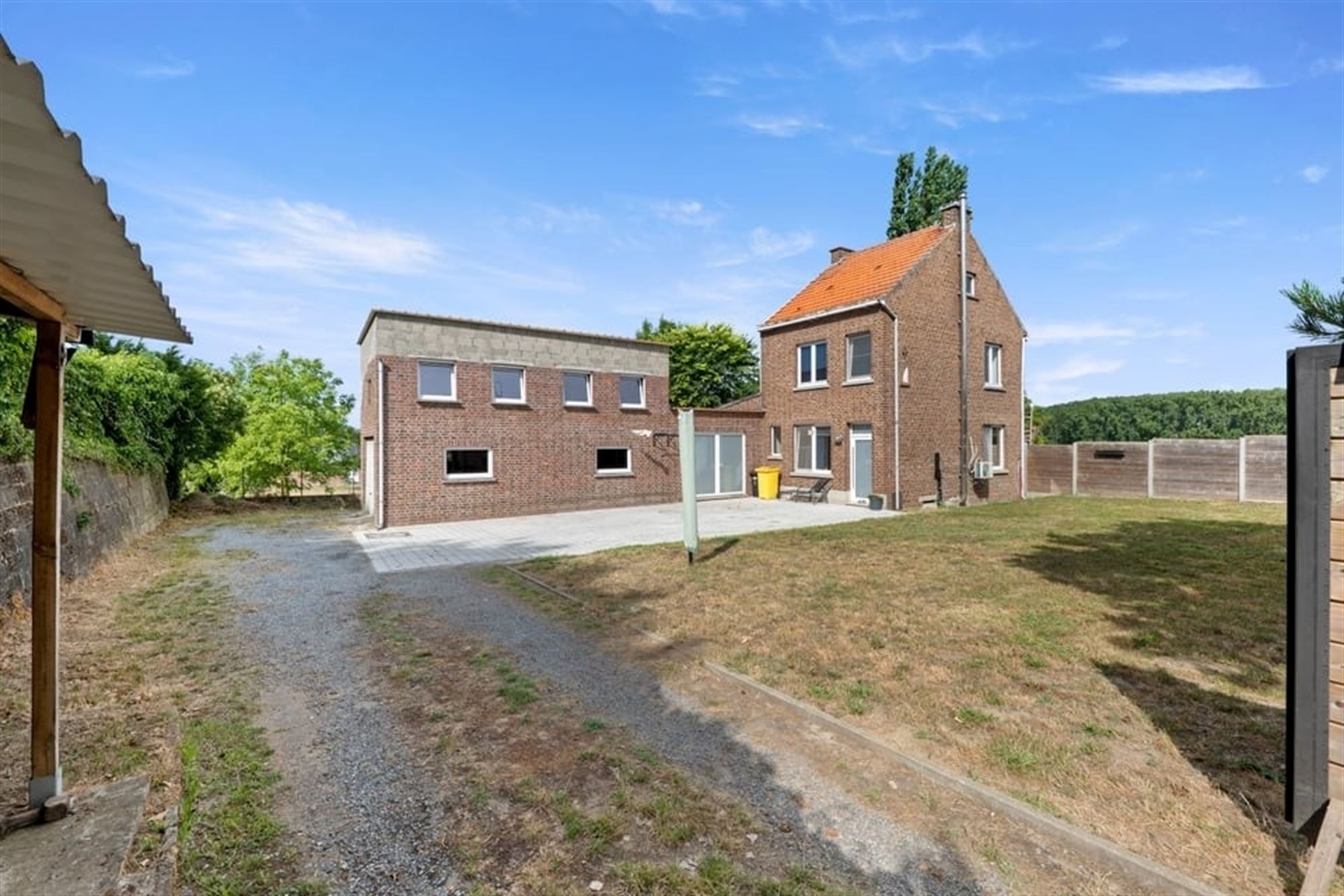 RENOVATIEPROJECT MET POTENTIEEL EN REEDS VERNIEUWDE VERDIEPING IN HARTJE KORTENAKEN foto 45