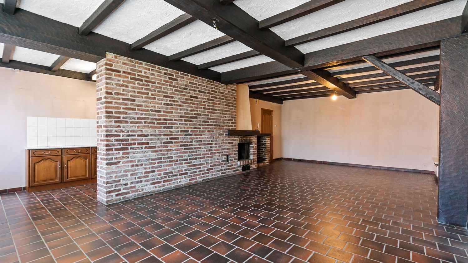 Ruim appartement met terras, lift en ondergrondse autostandplaats in het centrum van Paal foto 4