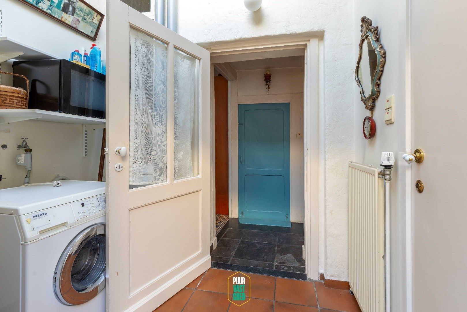 Te huur voor korte duur – Karaktervolle historische woning in hartje Brugge foto 13
