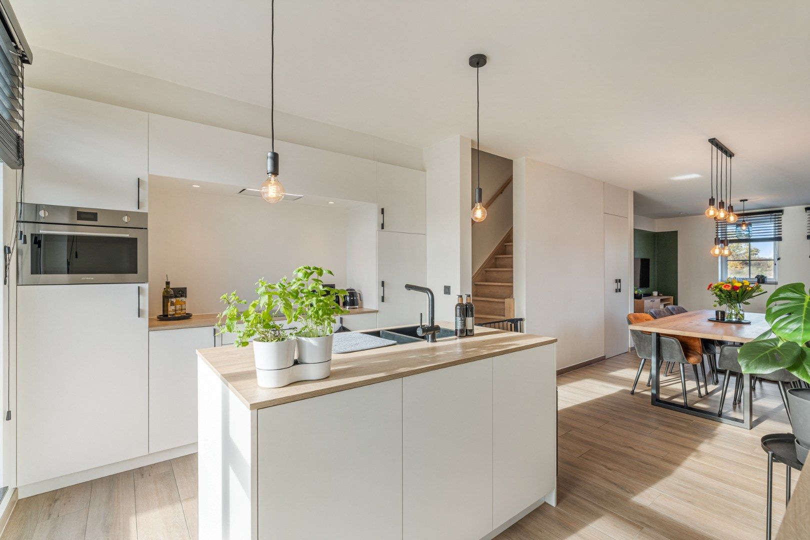 Stijlvol, ruim duplex-appartement met 2 slaapkamers in een kleinschalige residentie nabij het centrum van Opglabbeek!  foto 20