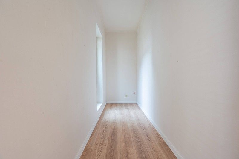 Prachtig 2 slaapkamer appartement TE KOOP in hartje Sint-Baafs-Vijve! (*6% BTW aankoop mogelijk) foto 9