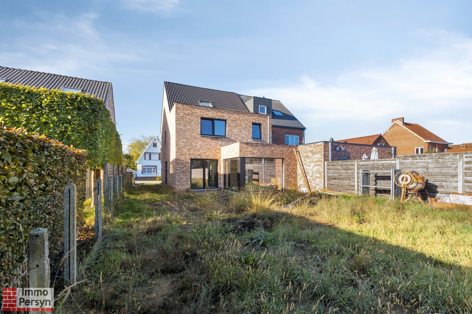 Instapklare halfopen bebouwing met 3 slaapkamers in groene omgeving foto 15