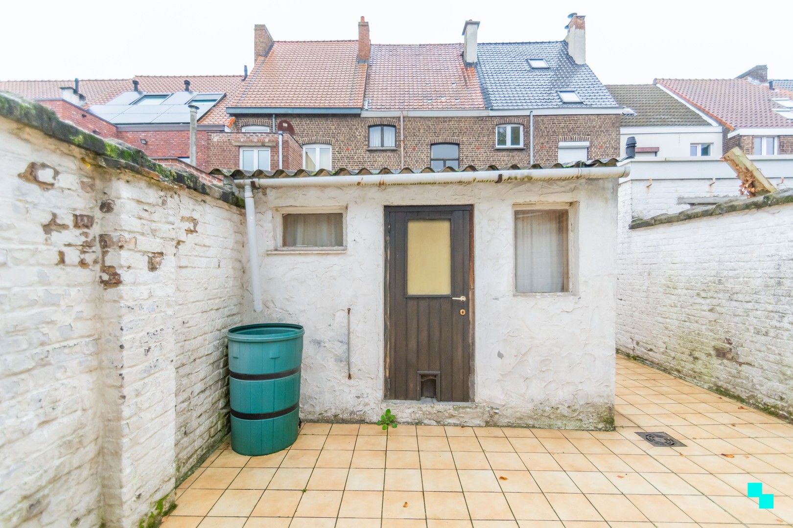 Te renoveren rijwoning nabij het Frans Tochpark foto 27