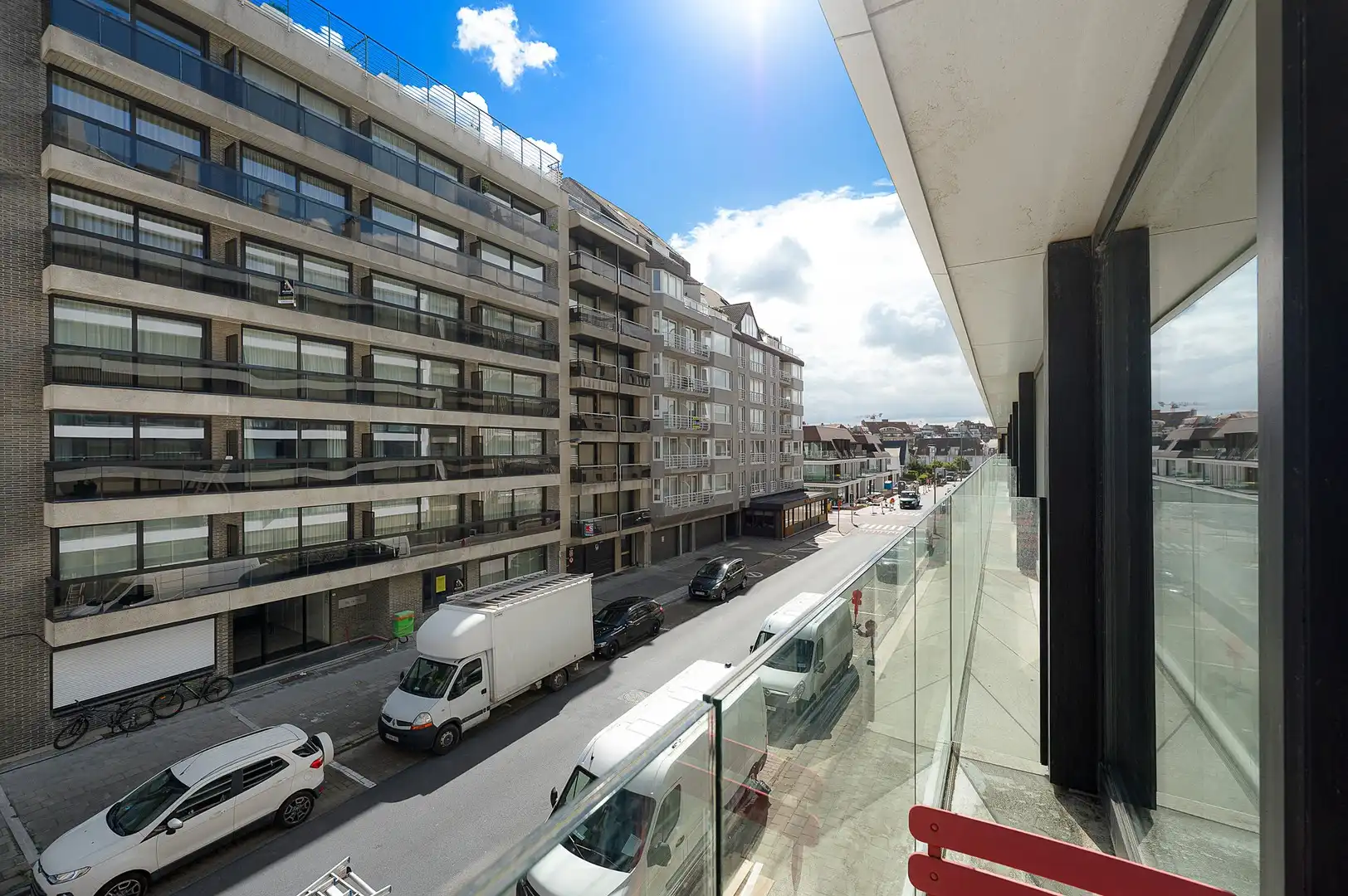 Perfect instapklaar appartement met zijdelings zeezicht. foto 3