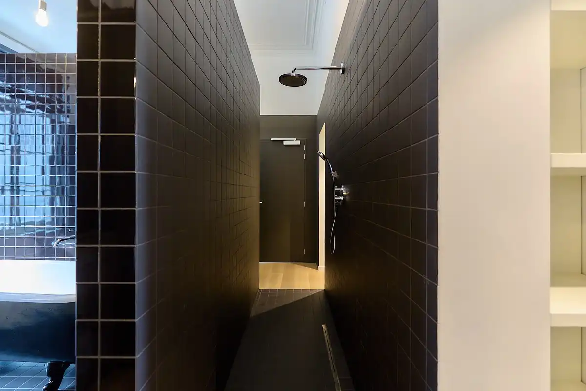 Exceptioneel en luxueus gerenoveerd 19e eeuws appartement midden in de binnenstad. foto 20