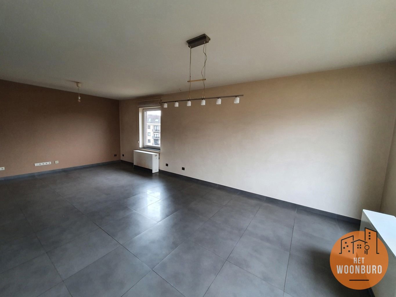 Appartement 4e Verd. rechts met garagebox foto 4