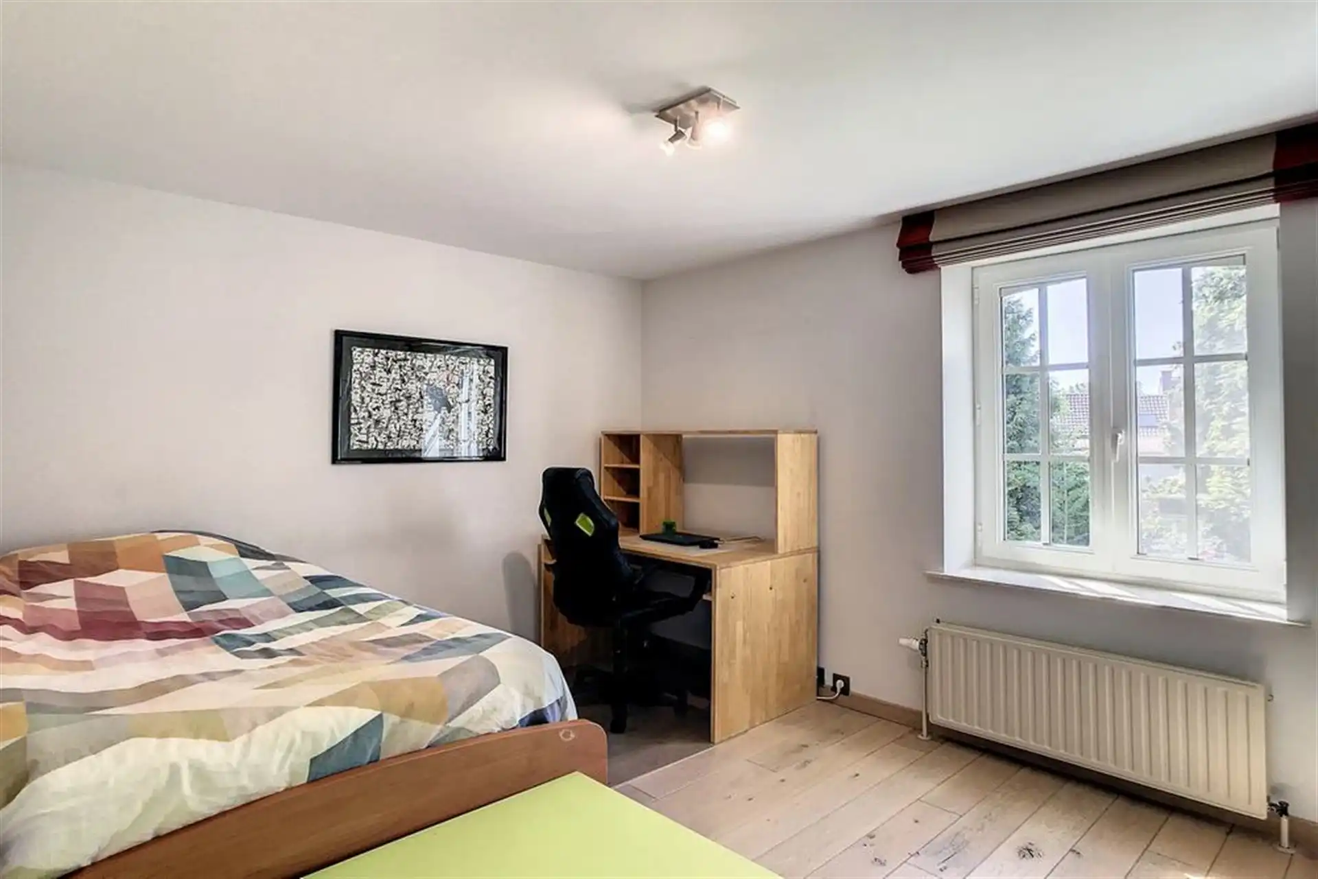 Charmante villa in residentiële omgeving met prachtig aangelegde tuin foto 14