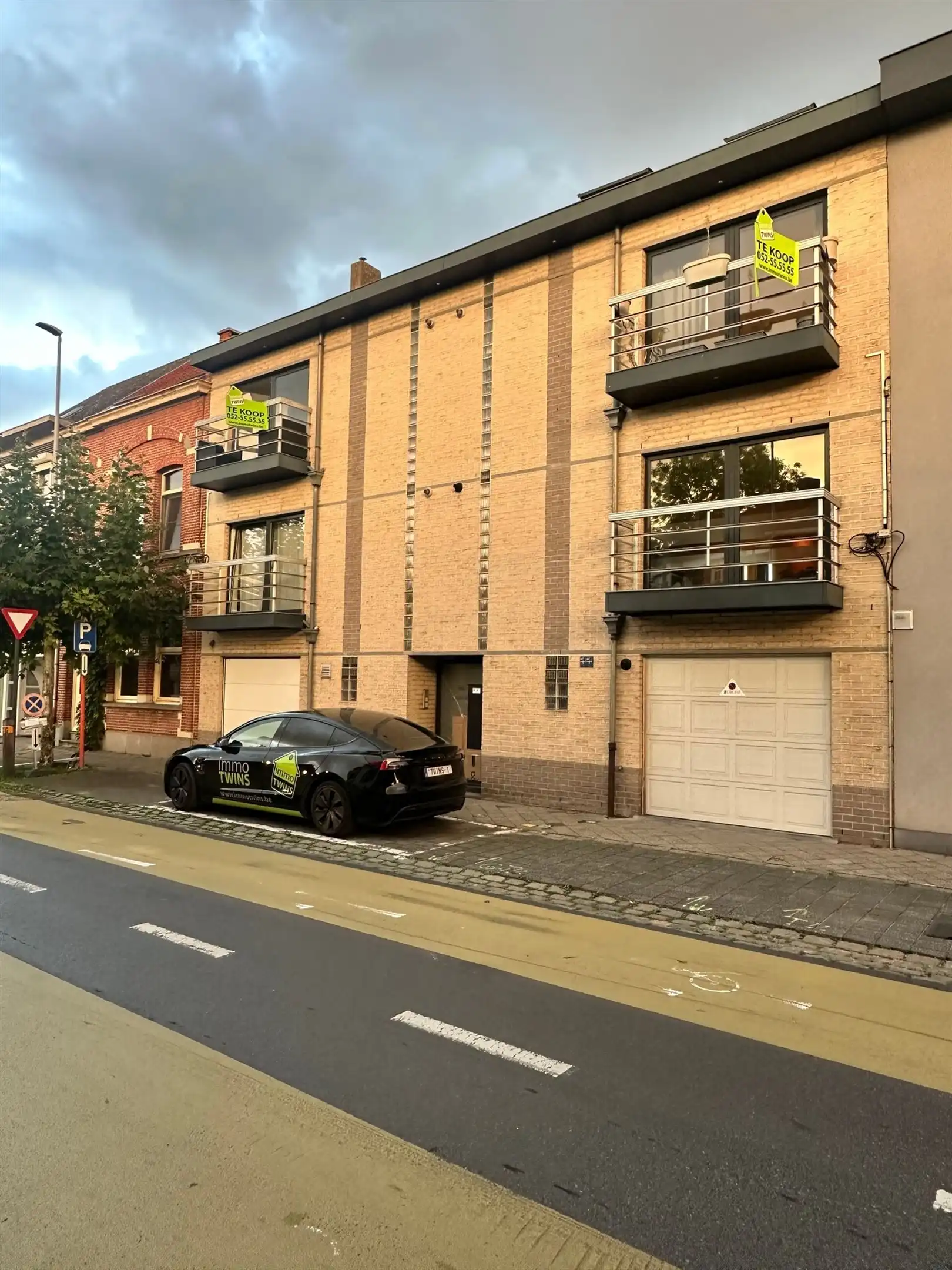 Lichtrijk en instapklaar dakappartement met 2 slaapkamers in het centrum van Buggenhout. foto 8
