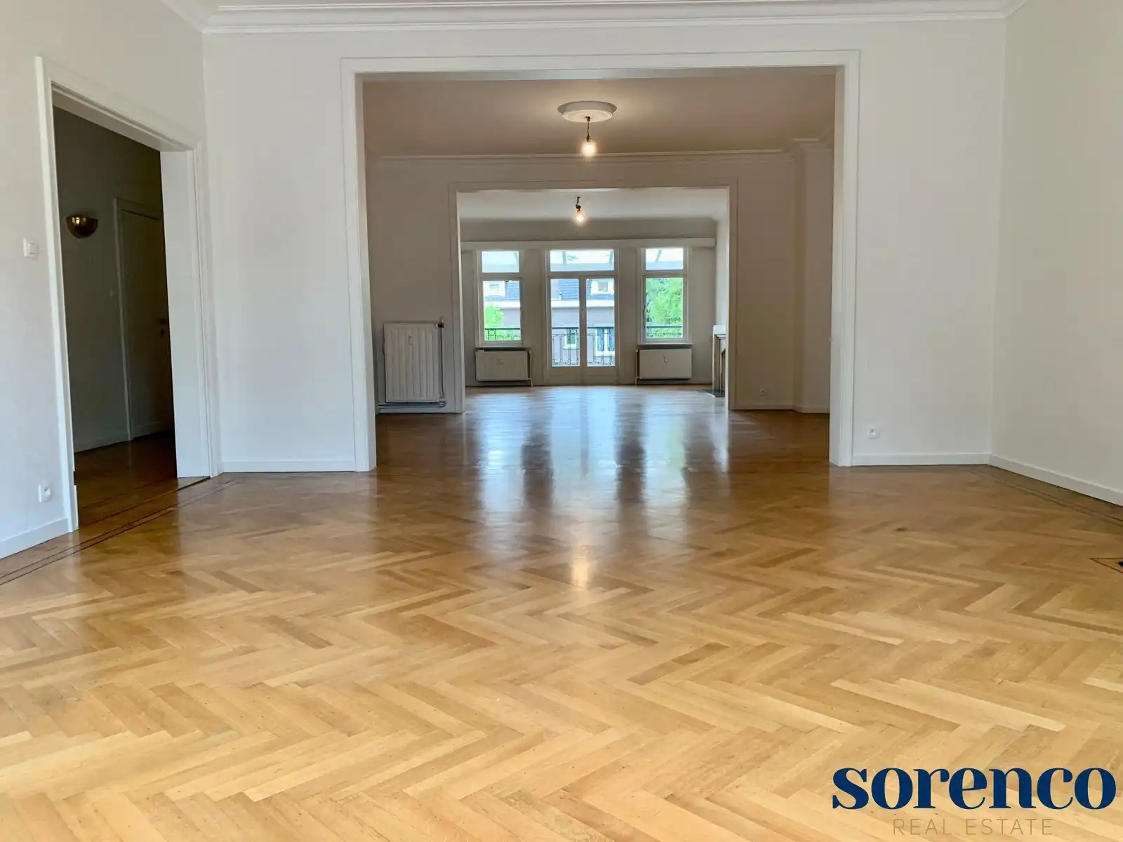 ALBERTPARK - Een prachtig en ruim 2 slaapkamer appartement van circa 200m² in een historisch herenhuis  foto 4