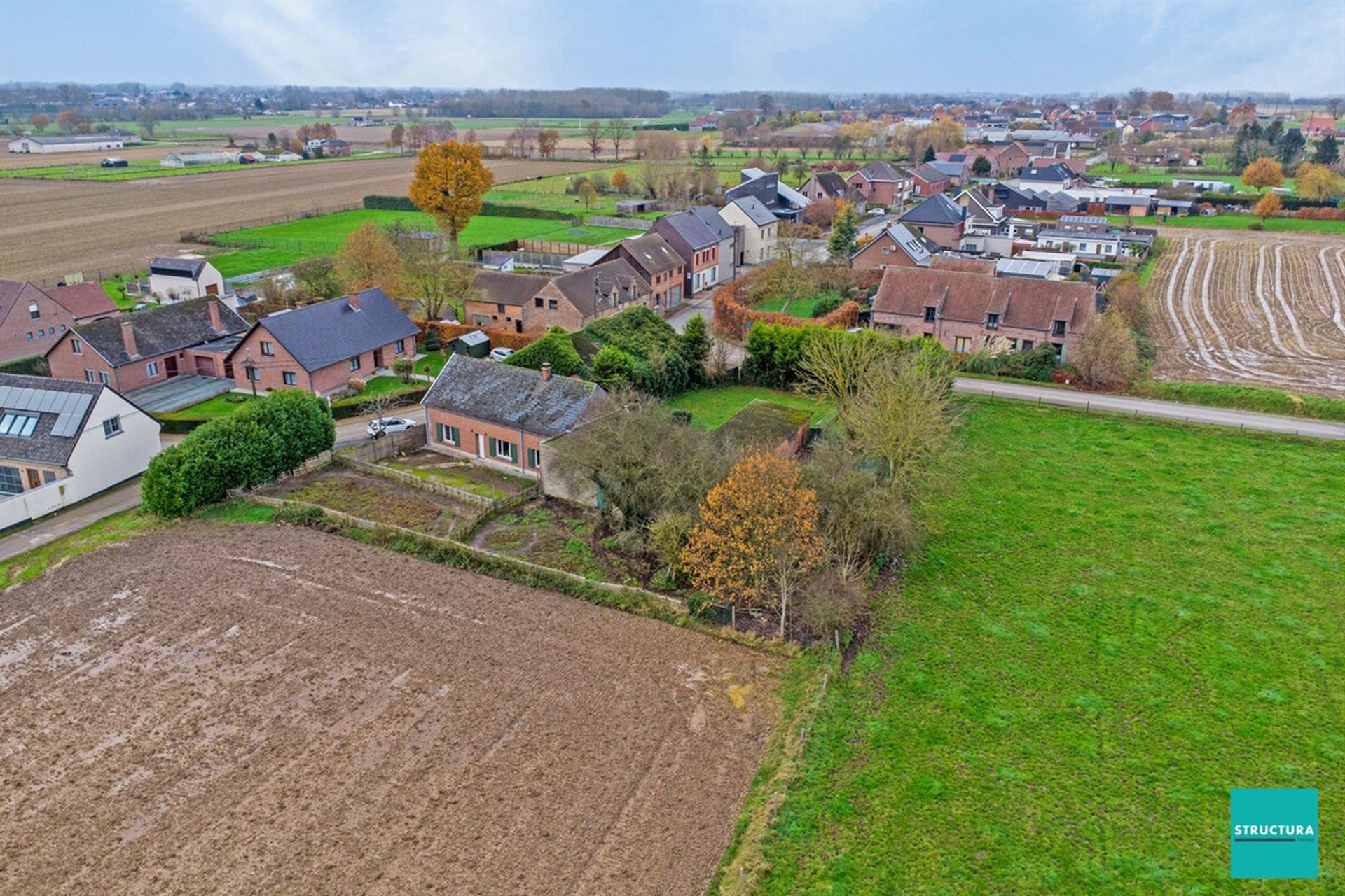 Hoeve met landbouwgrond in het groene Merchtem

. foto 15