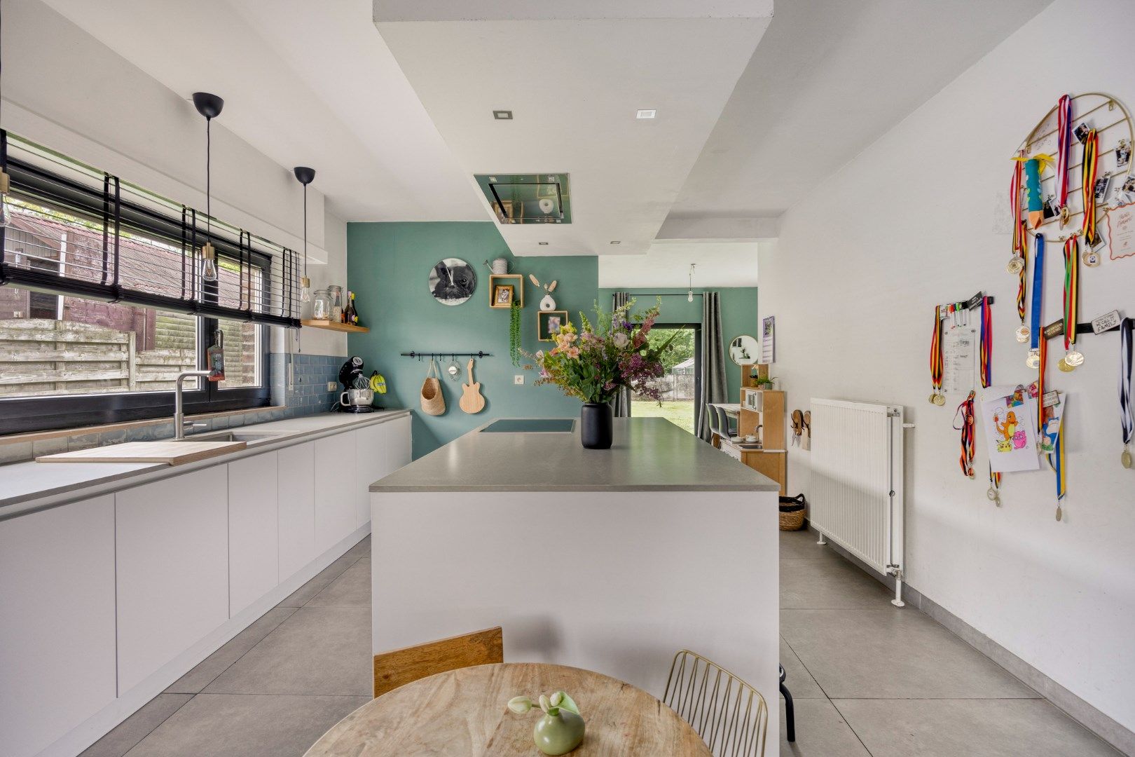 Woning met 4 slaapkamers op een ZW gericht perceel van 688 m² te St.-Jozef-Olen ! foto 8