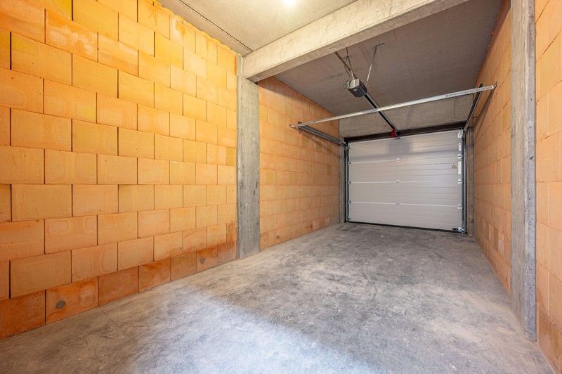 Prachtig 2 slaapkamer appartement TE KOOP in hartje Sint-Baafs-Vijve! (*6% BTW aankoop mogelijk) foto 19