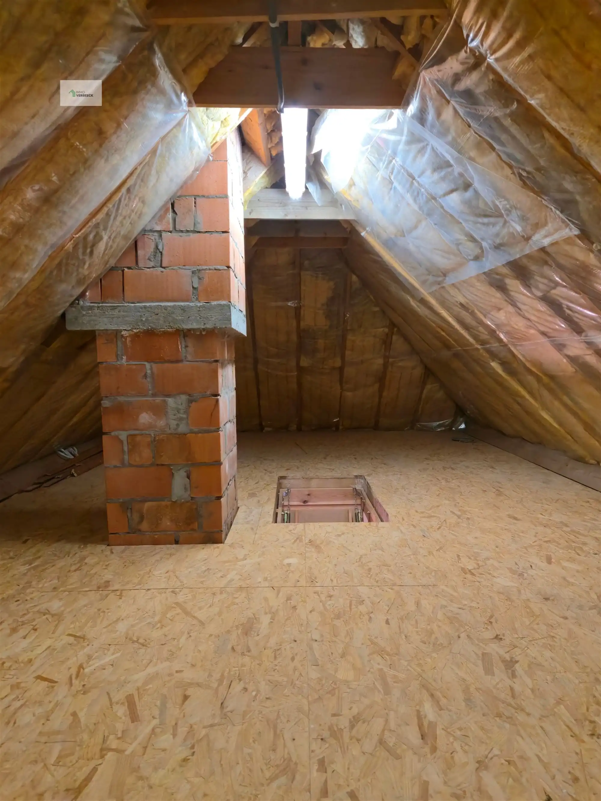 Ruime Woning met 3 Slaapkamers in Bale foto 64