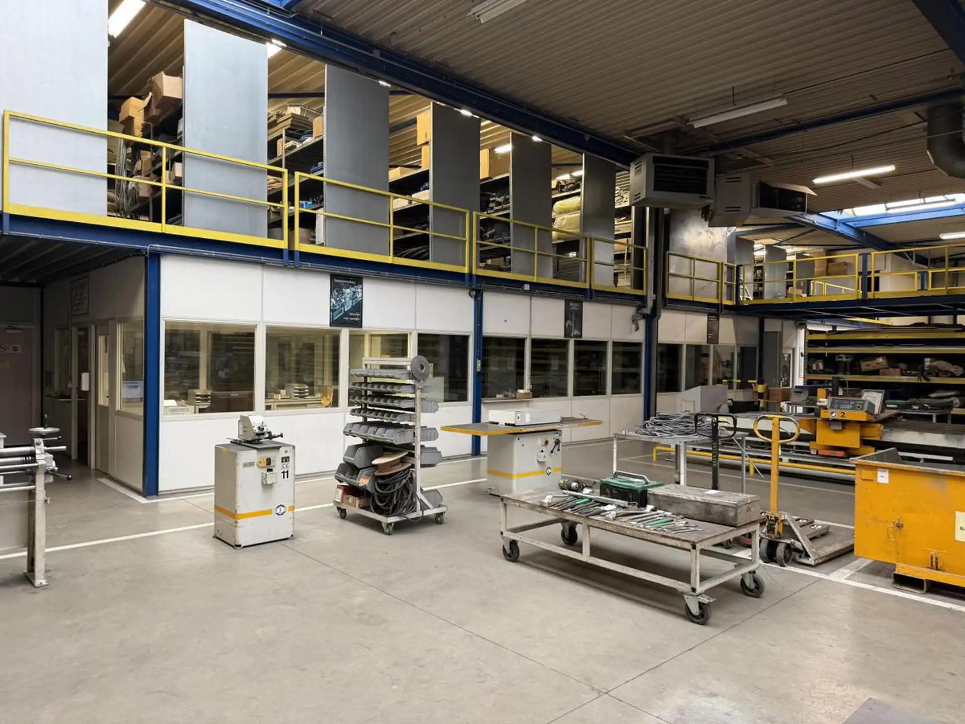 Bedrijfsgebouw te huur in Oudsbergen       foto 13