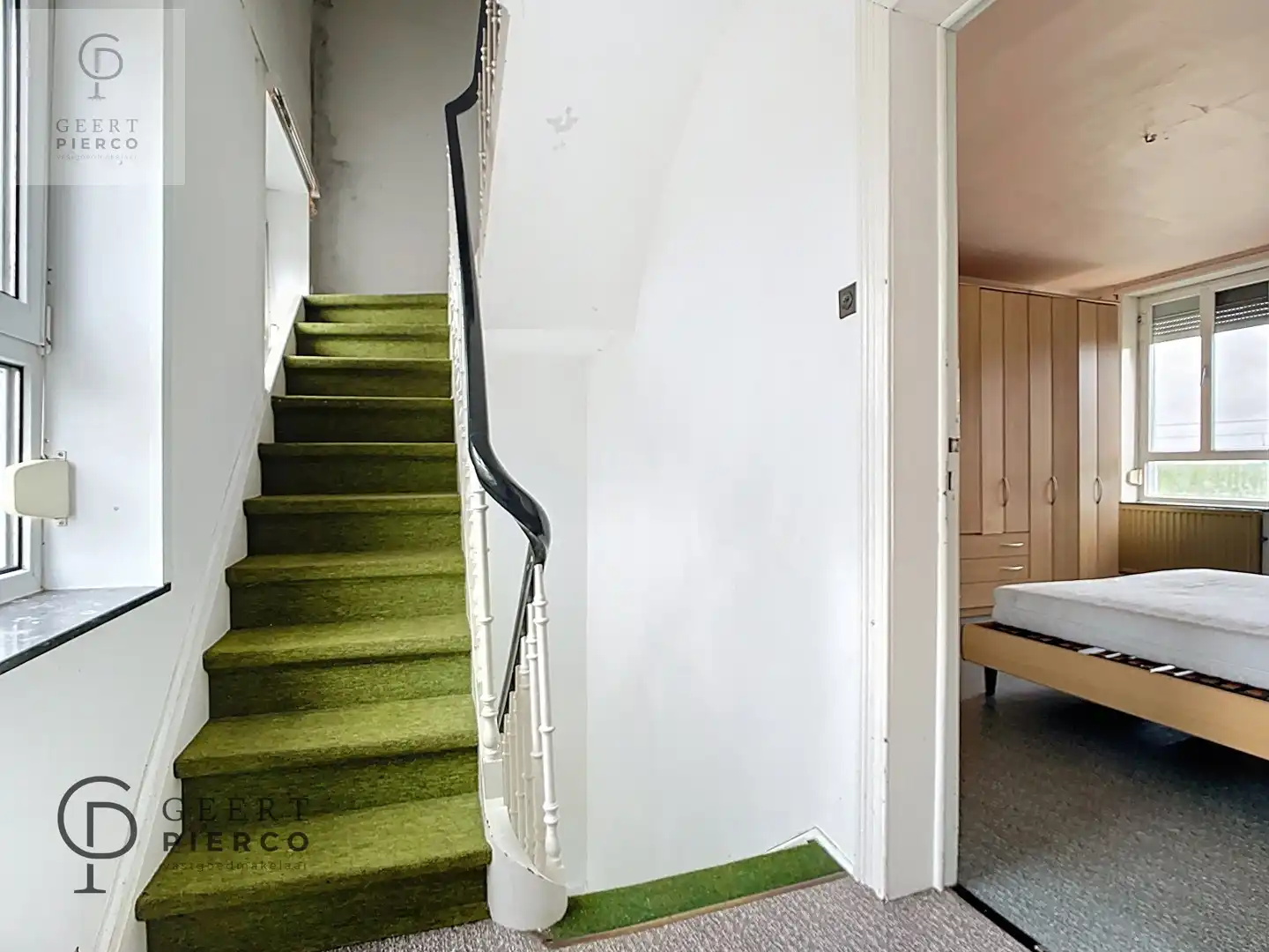 Authentiek stationspand in het landelijk Velm. foto 15