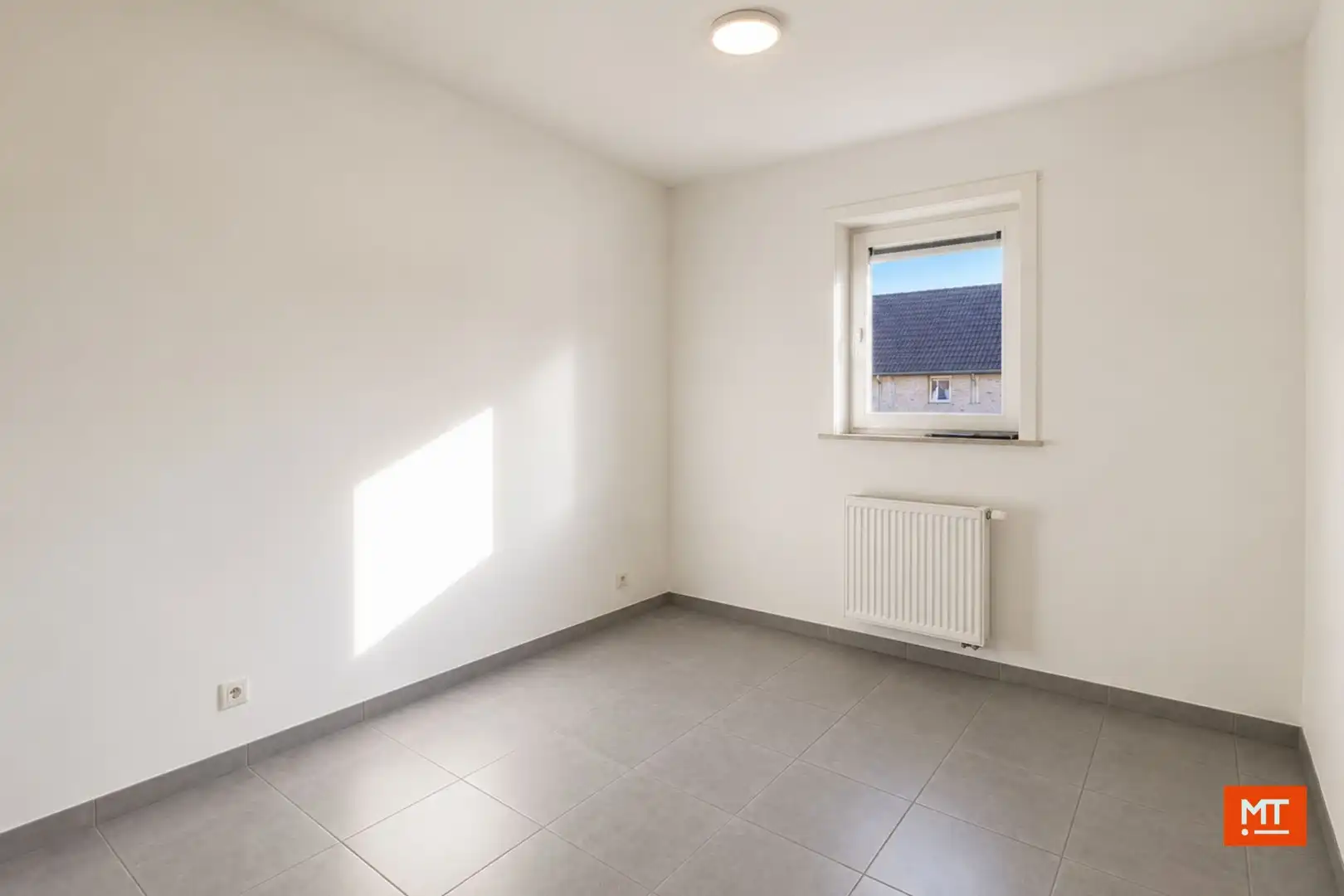 Woning te huur met 3 slaapkamers, tuin en garage te Heule foto 6