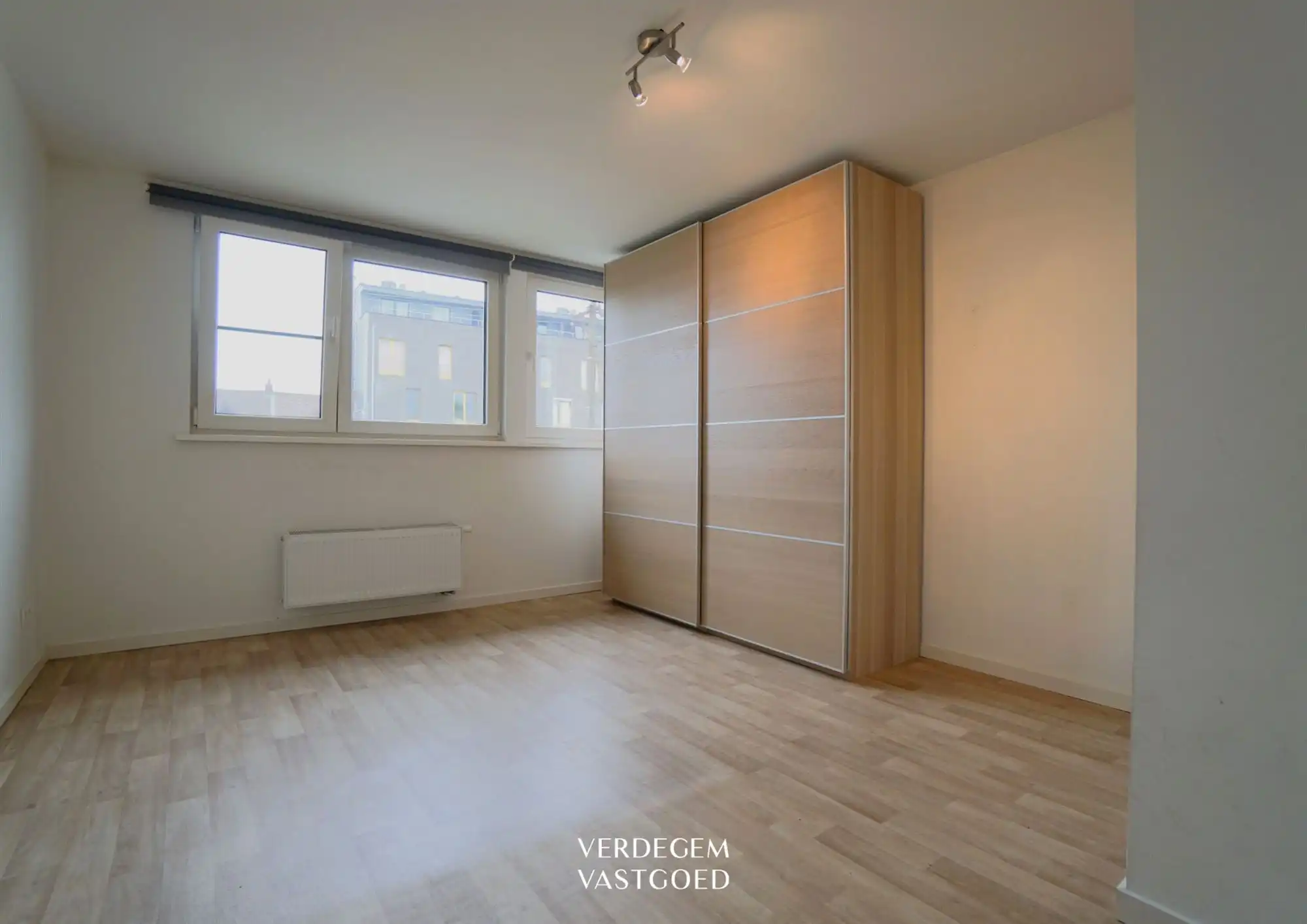 Instapklaar duplexappartement met karaktervolle leefruimte en 2 slaapkamers foto 8