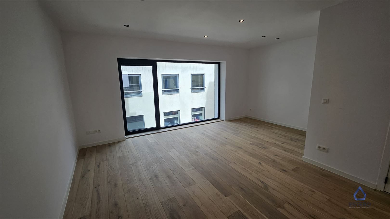 Ruim duplexappartement met terras in hartje Oostende foto 3