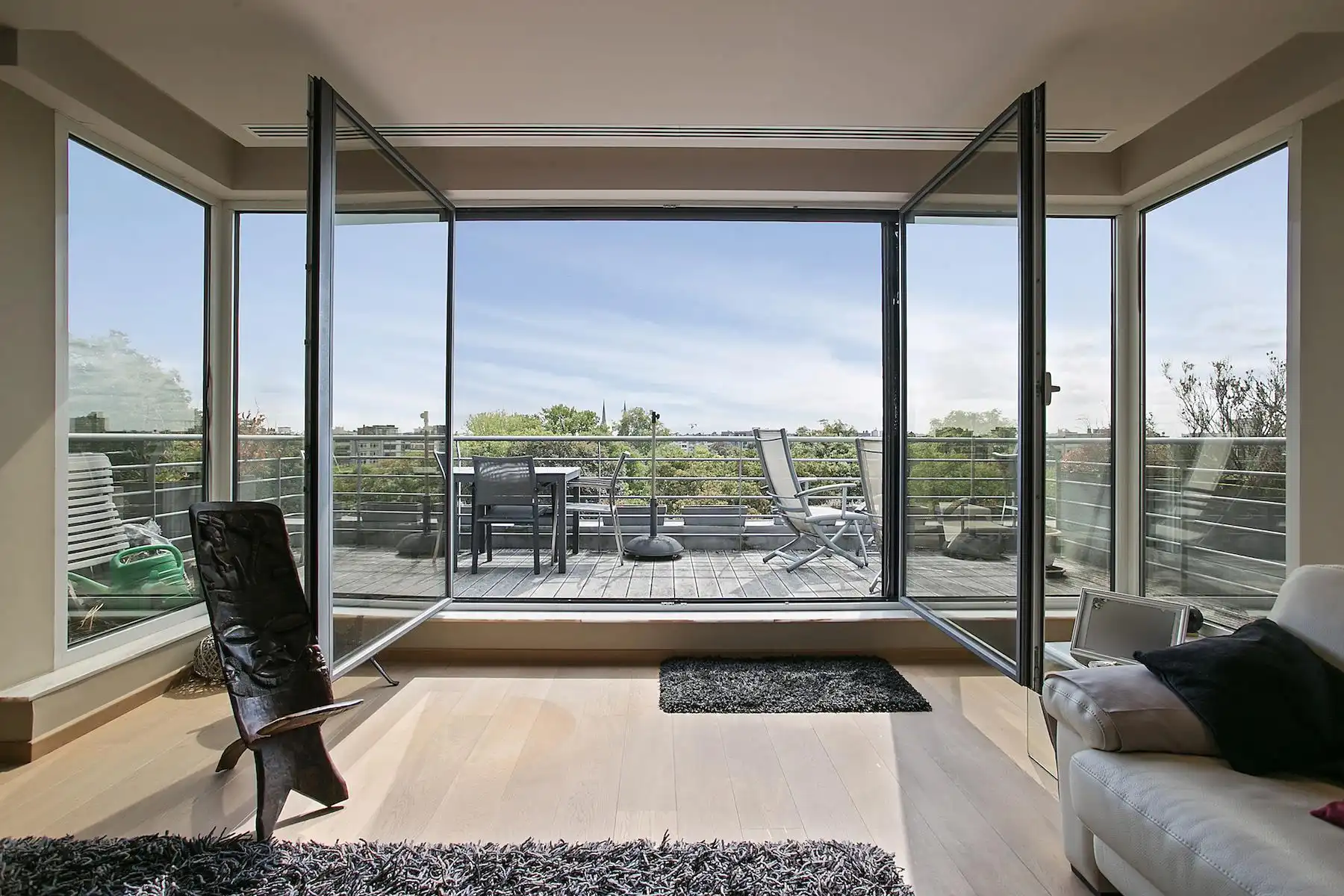 ANTWERPEN-PARK. Penthouse met 3 slk en terras! foto {{pictureIndex}}