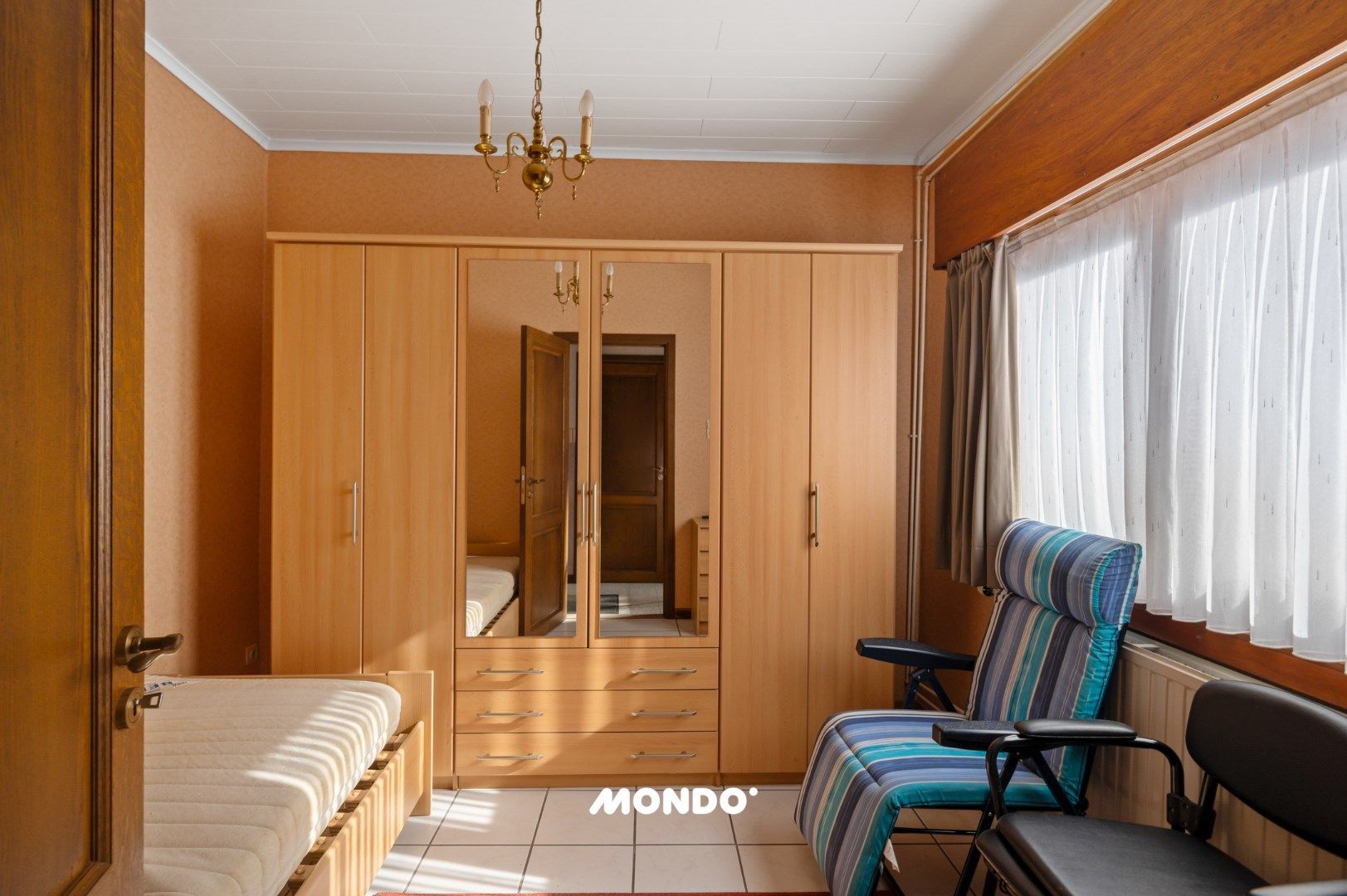 Goed onderhouden woning te Niel foto 12