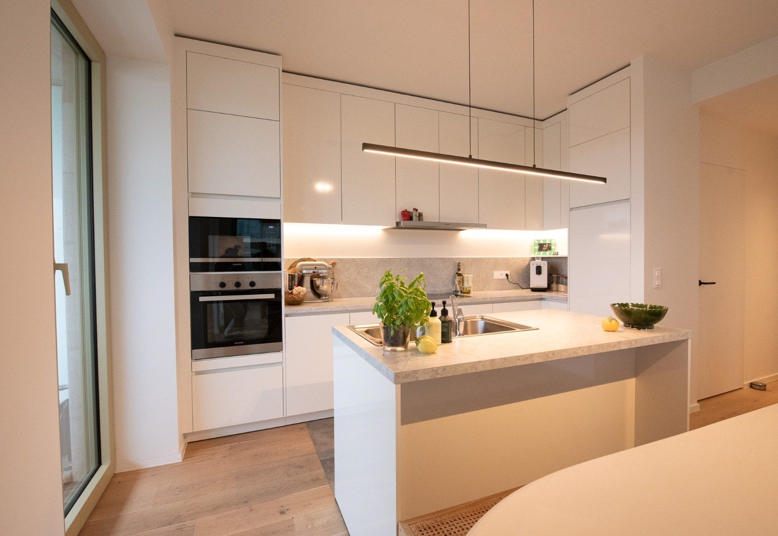 Nieuwbouwappartement TE HUUR in centrum Waregem! foto 4