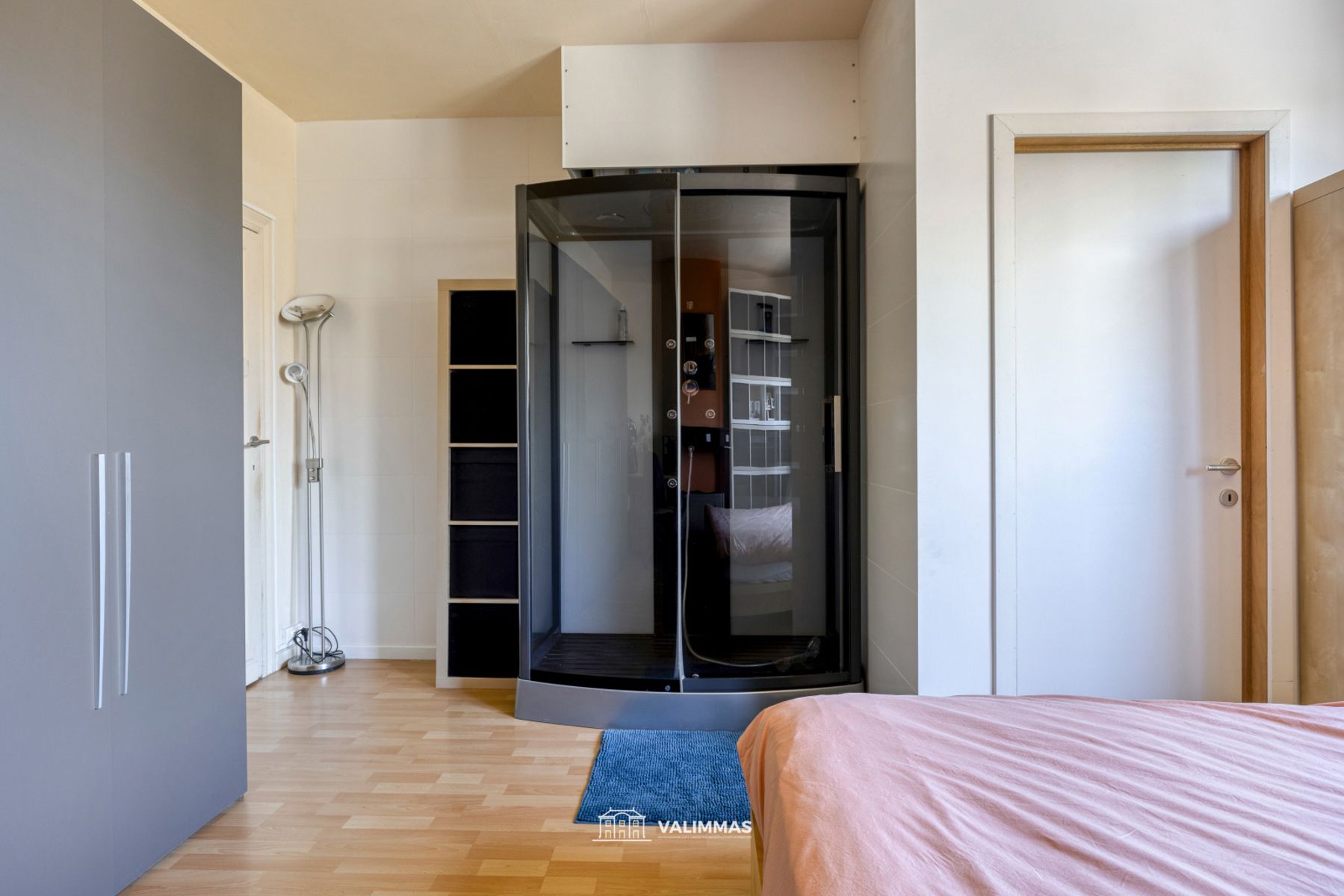 Een verzorgde, instapklare rijwoning met garage & mooie tuin foto 17