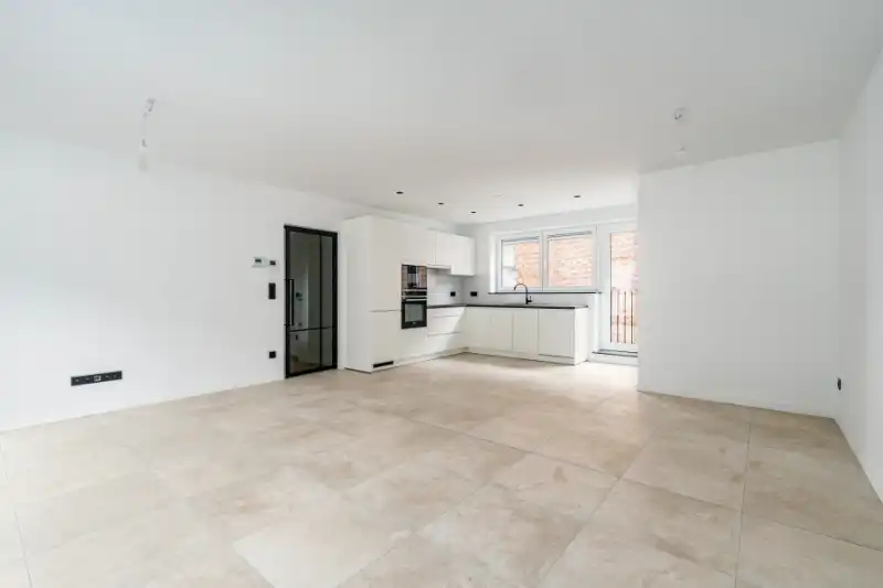 Nieuwbouw APP 1e verdiep  - 2 slpkmrs + bureel/handelsruimte gelijkvloers! foto 3