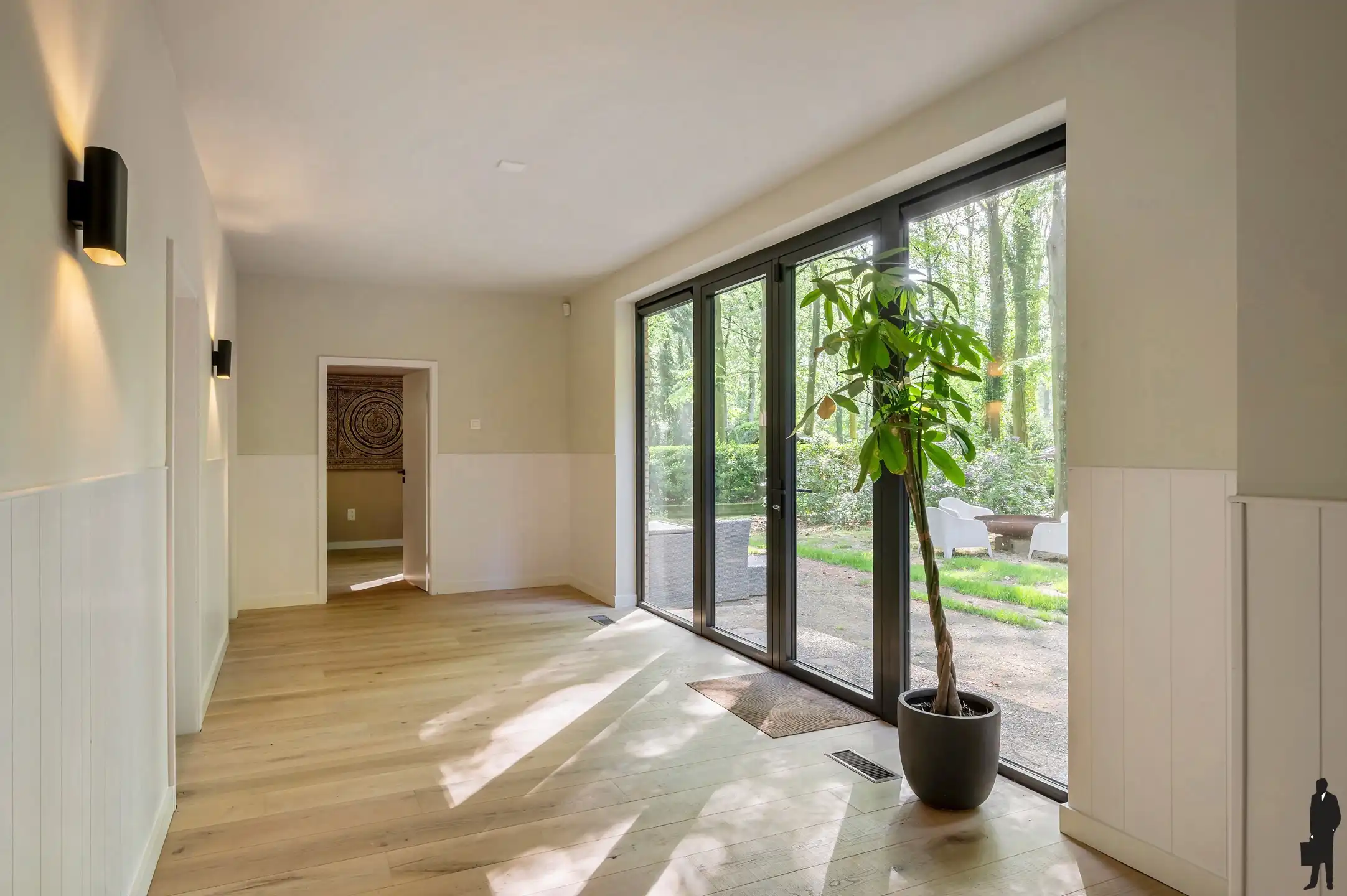 Volledig vernieuwde laagbouwvilla met 4 slaapkamers op residentiële ligging te Dennendael. foto 26