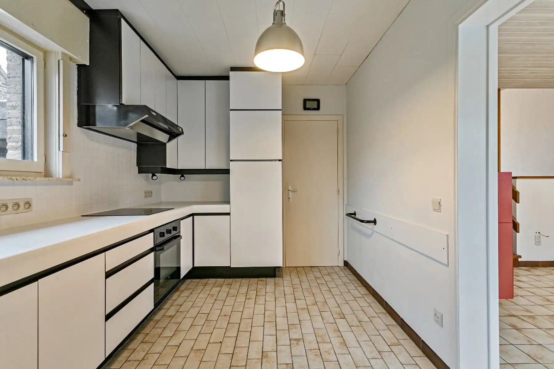 Ruime woning met 4/5 slpks op rustige ligging te Assebroek foto 8