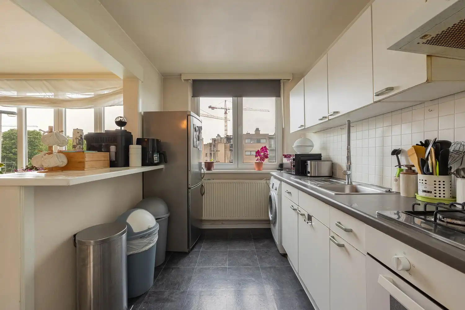 Instapklaar ruim appartement foto 4