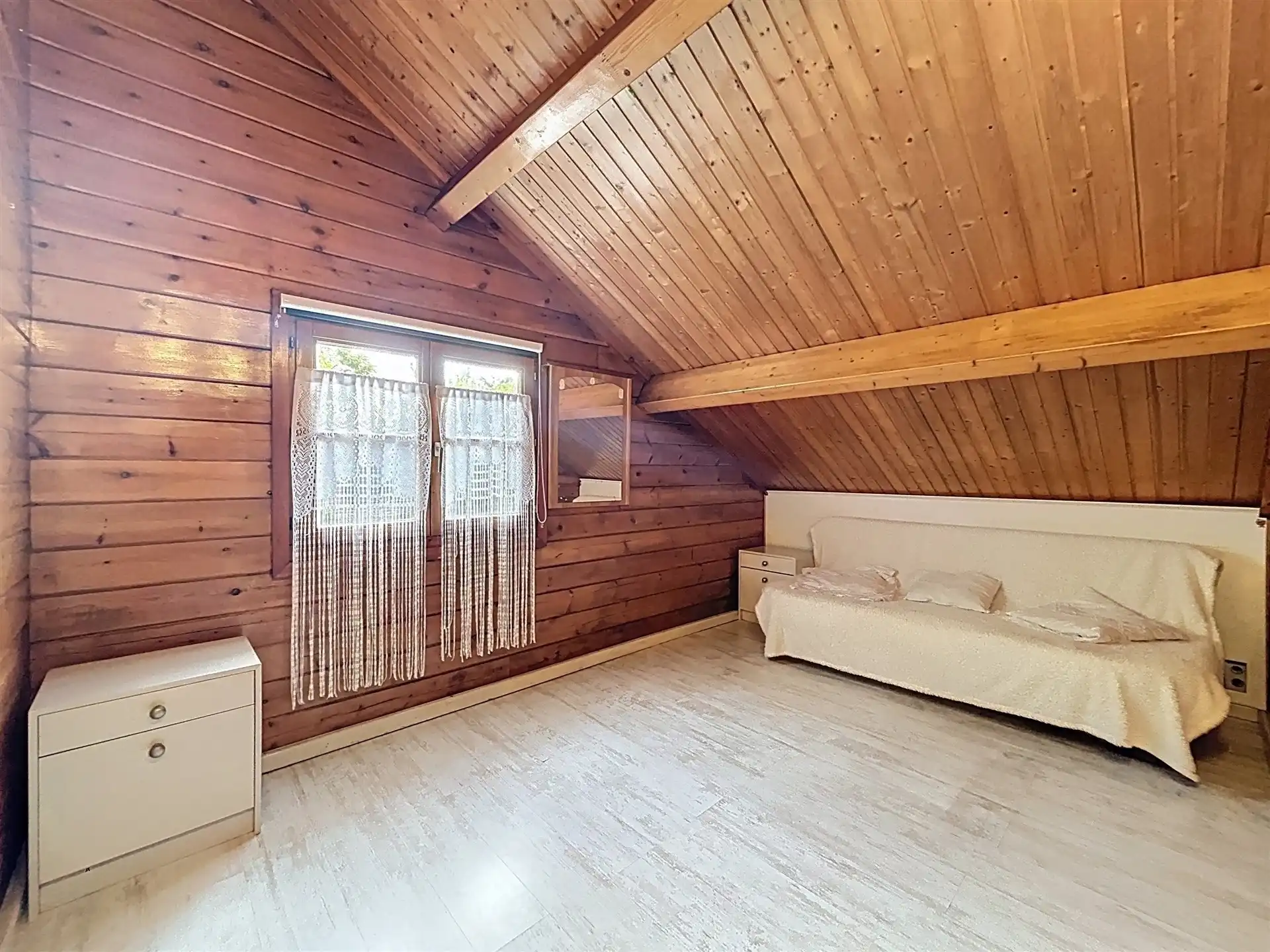 Instapklare vakantiewoning met garage op perceel van 938 m² foto 10