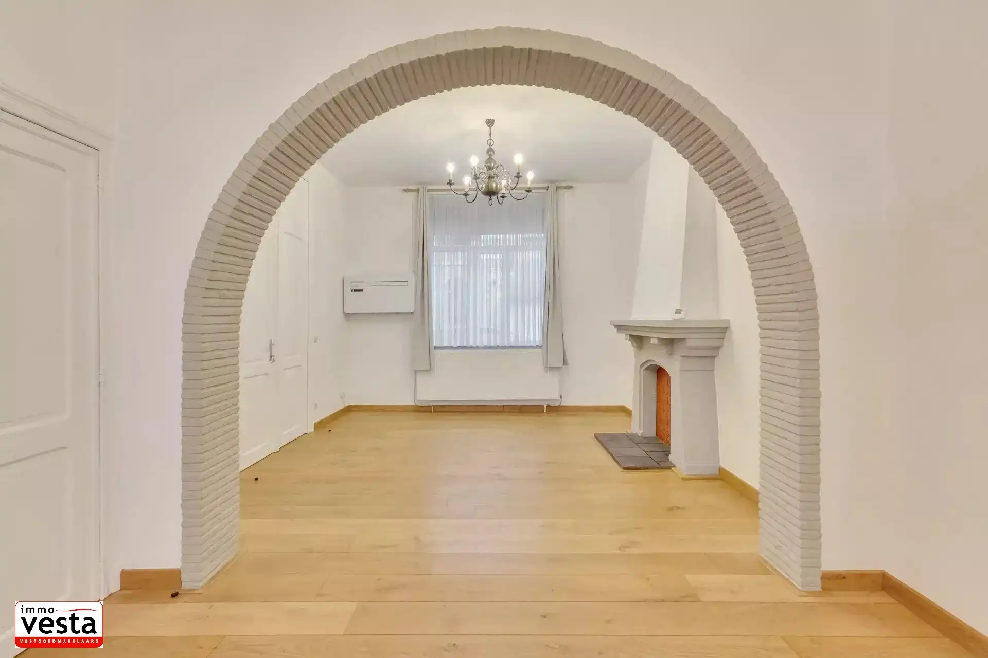 Goed gelegen, energetisch gerenoveerde stadwoning foto 6