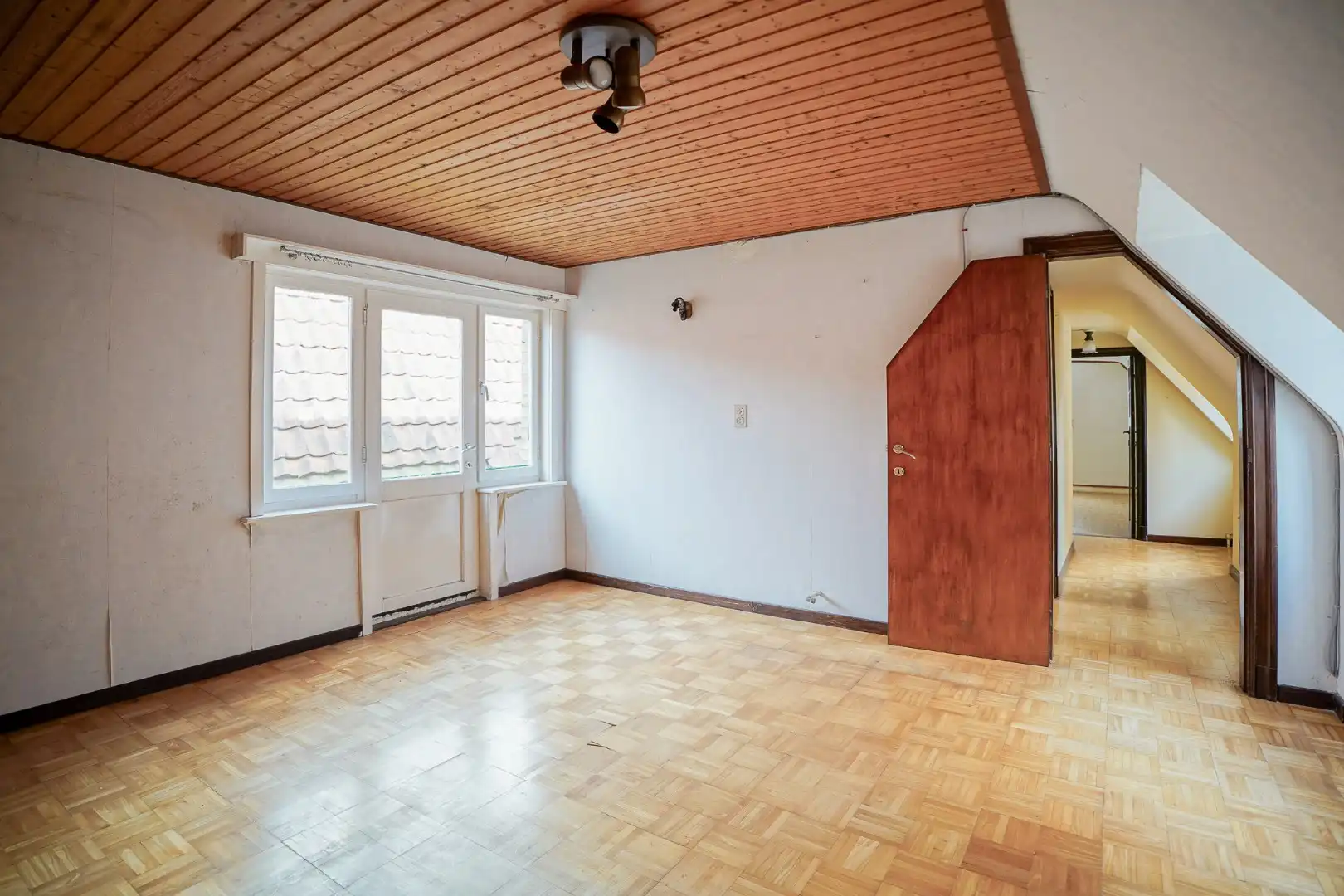 Karaktervolle hoekwoning op topligging in hartje Brugge foto 13