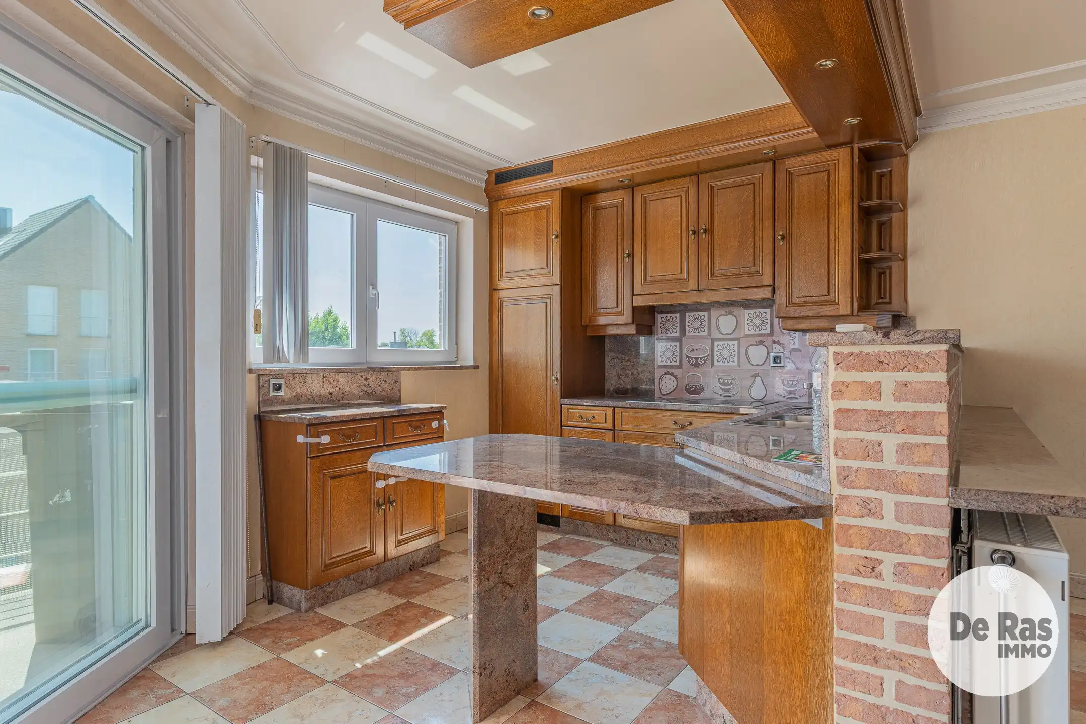 HAALTERT - Instapklaar appartement met 3 kamers aan station foto 5