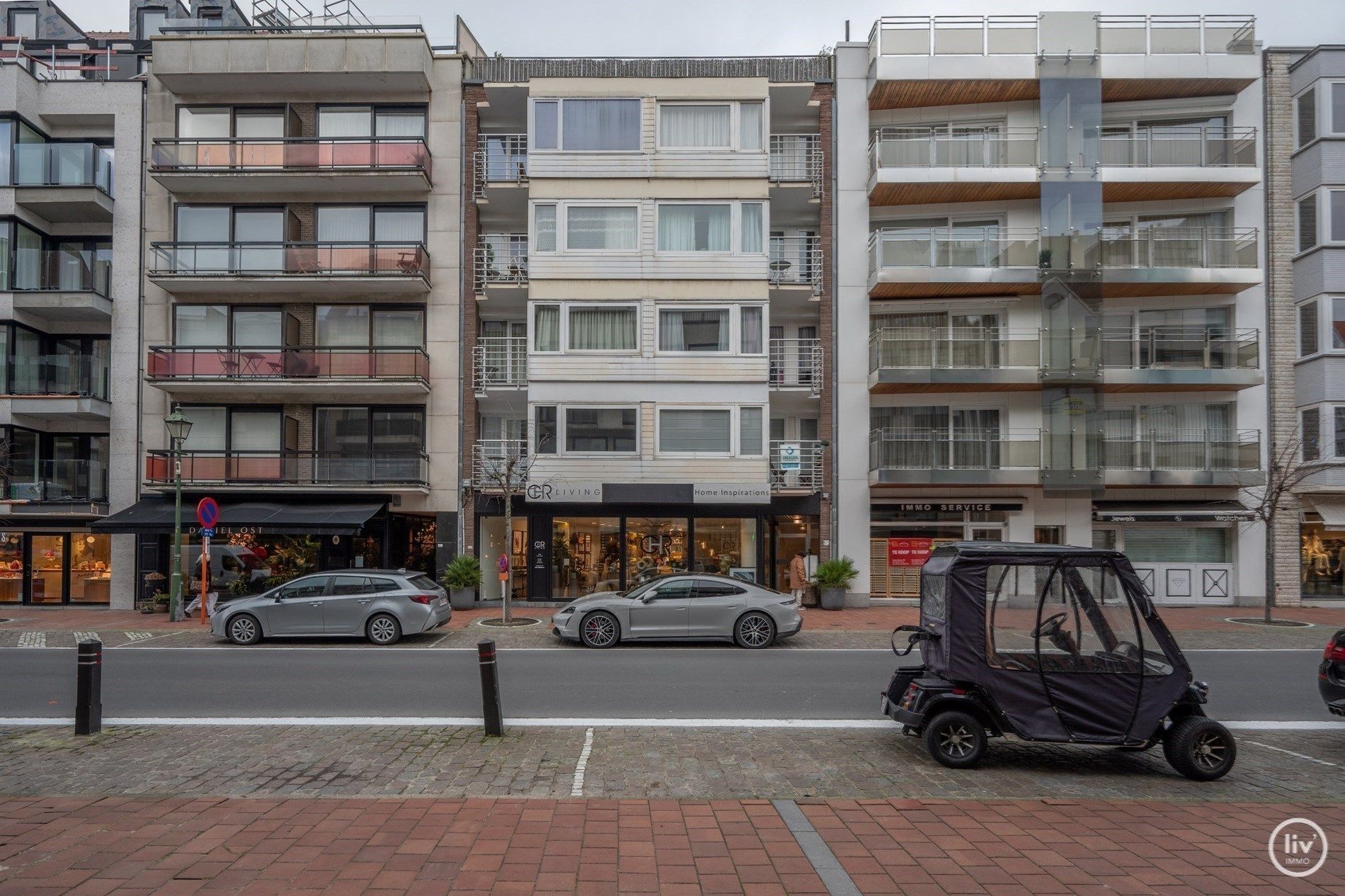 : Prachtig gerenoveerd 2 slaapkamerappartement aan de zonnekant van de Dumortierlaan.  foto 19