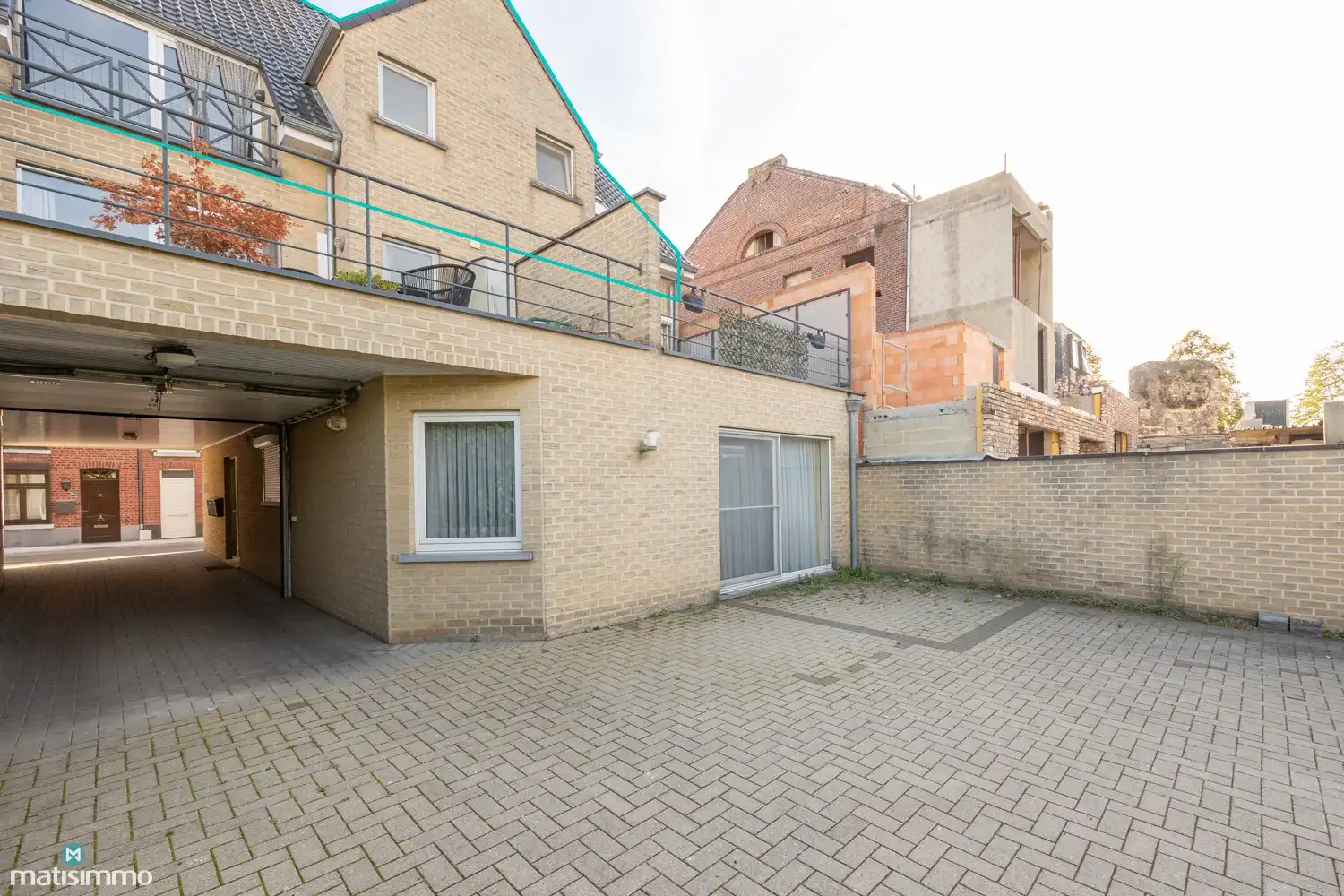 INSTAPKLAAR APPARTEMENT MET 2 SLAAPKAMERS, 3 BALKONS, ZOLDERBERGING (+ OPTIONEEL:  CREËREN VAN AUTOSTAANPLAATS) foto 26