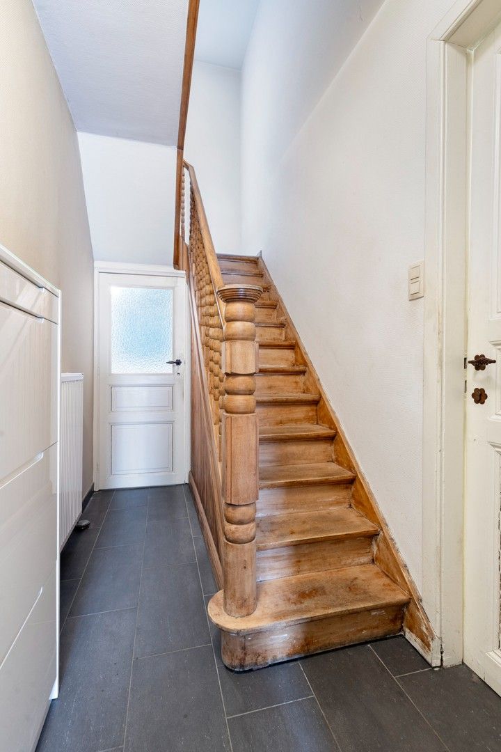 Gerenoveerde woning nabij strand en haven te Blankenberge foto 2