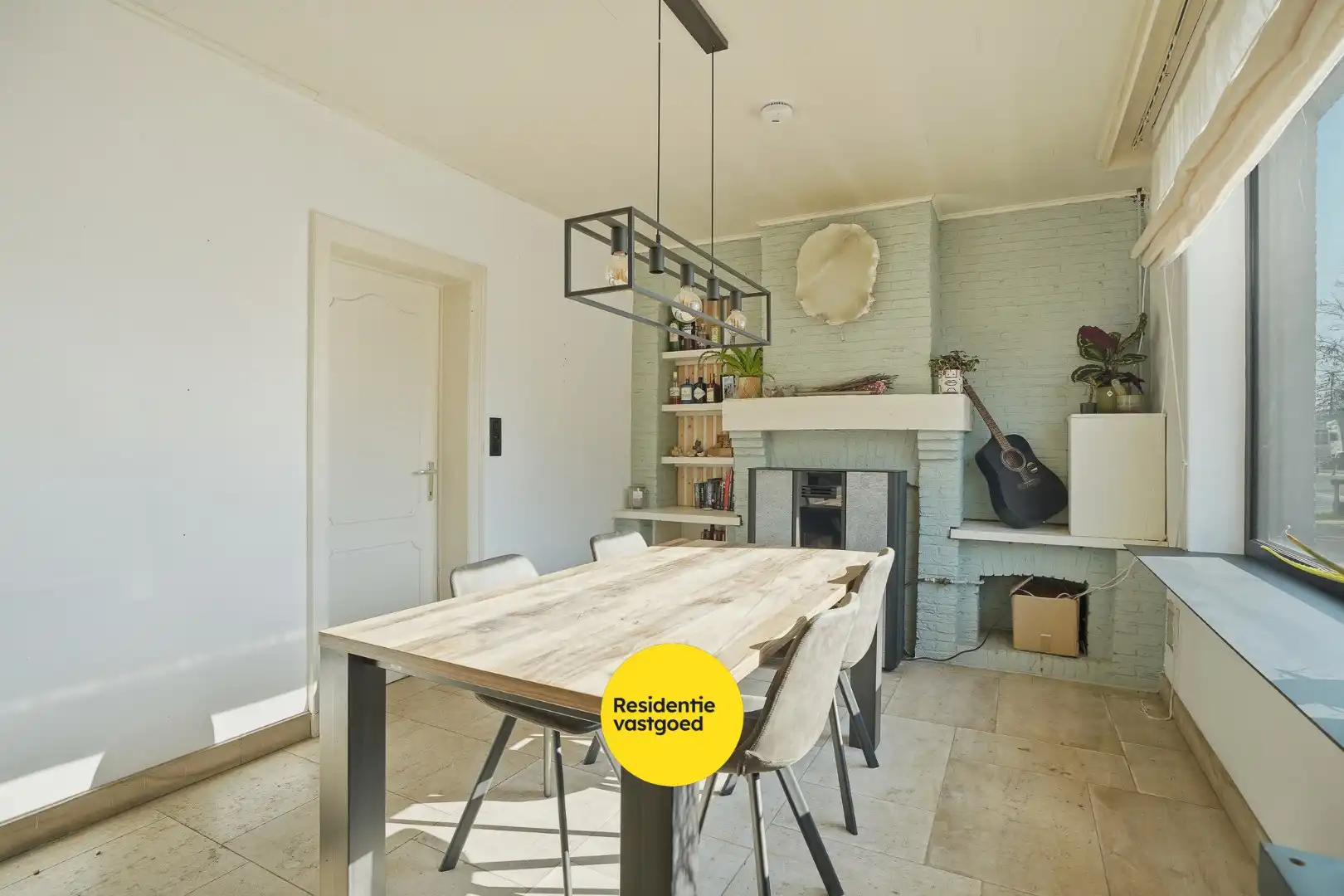 Ruime hoekwoning in het centrum van Eernegem foto 5