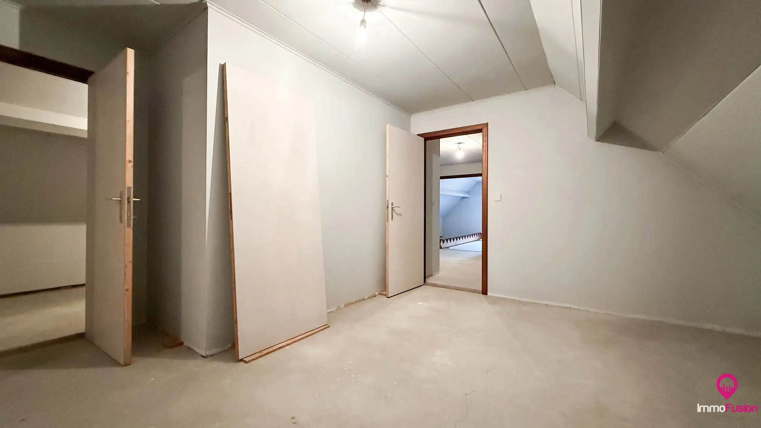 Exclusieve hoeve op 40are met bosrijke ligging te Paal! foto 31