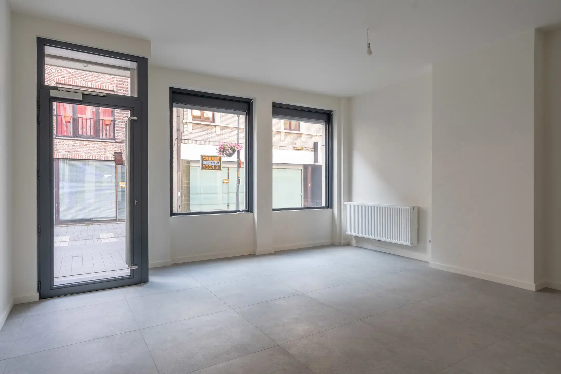 Gezinswoning met hobbyruimte (350m²) nabij de Grote Markt. foto {{pictureIndex}}