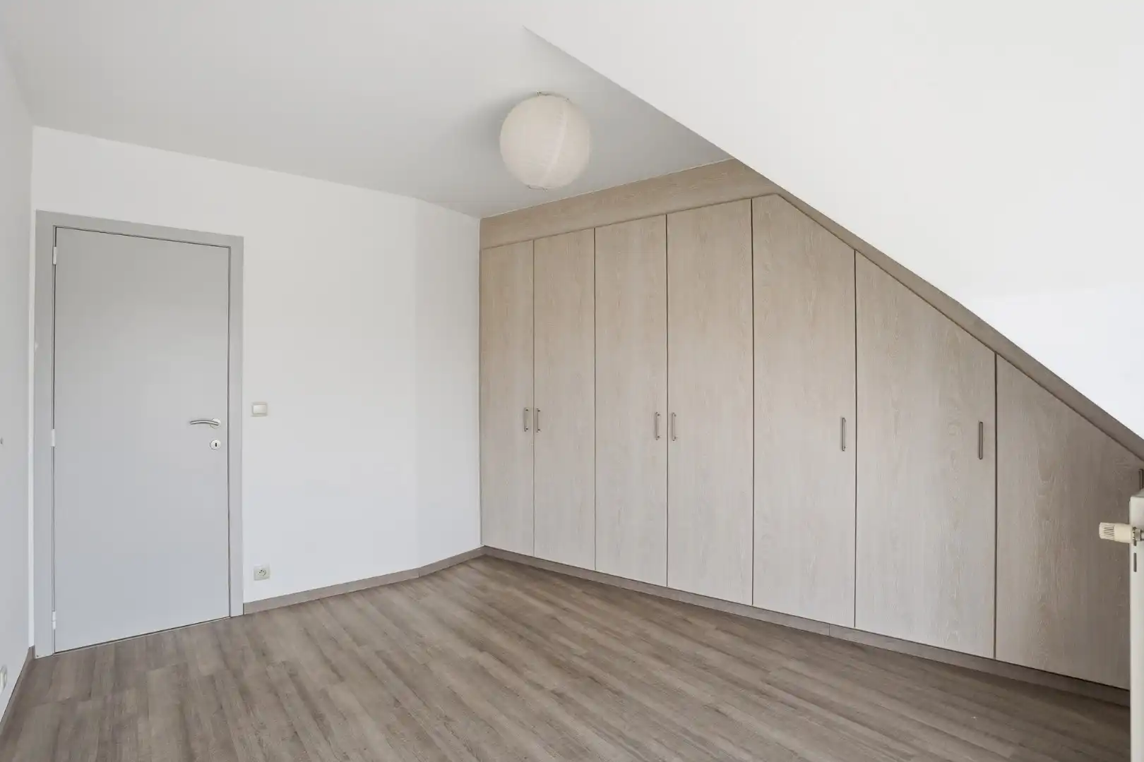 Instapklaar appartement met 2 slaapkamers te Eernegem foto 14
