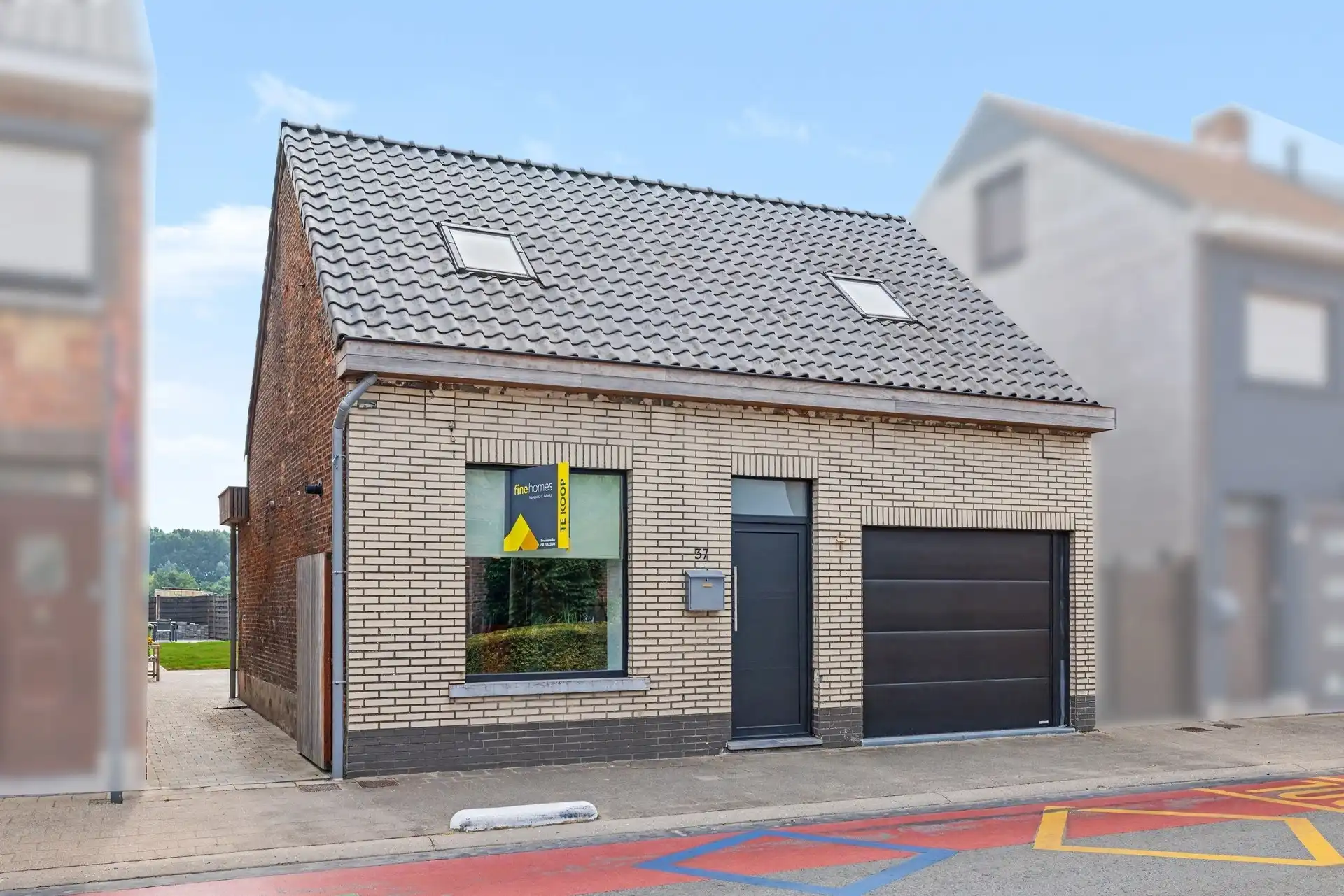 Instapklare woning met 2 slaapkamers en garage vlak bij het centrum van Stekene foto 28