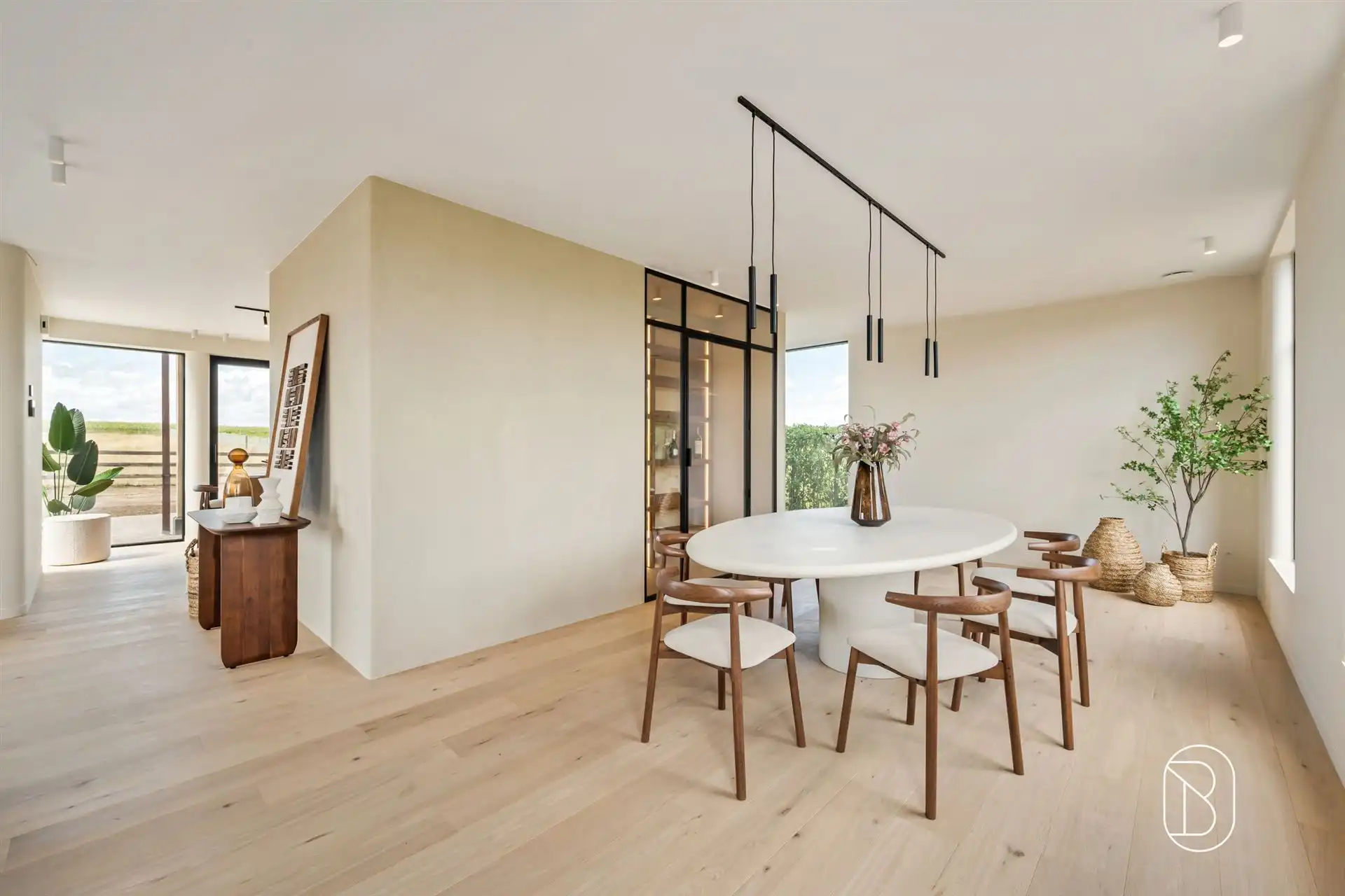Prachtig gelegen klassewoning met paardenstallen.  foto 10
