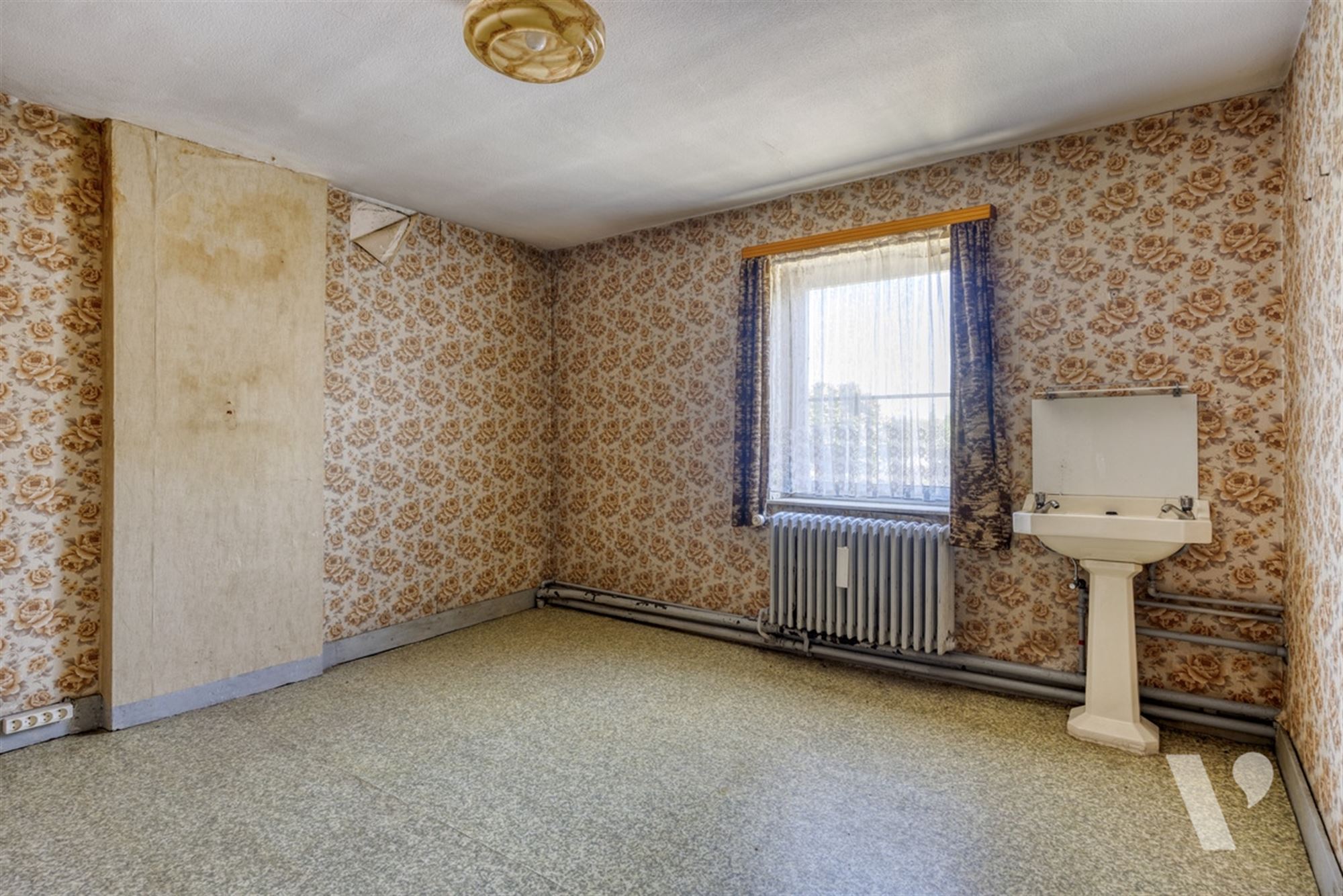 Statige woning met bijgebouw, tuin en weiland op 61a87ca foto 21