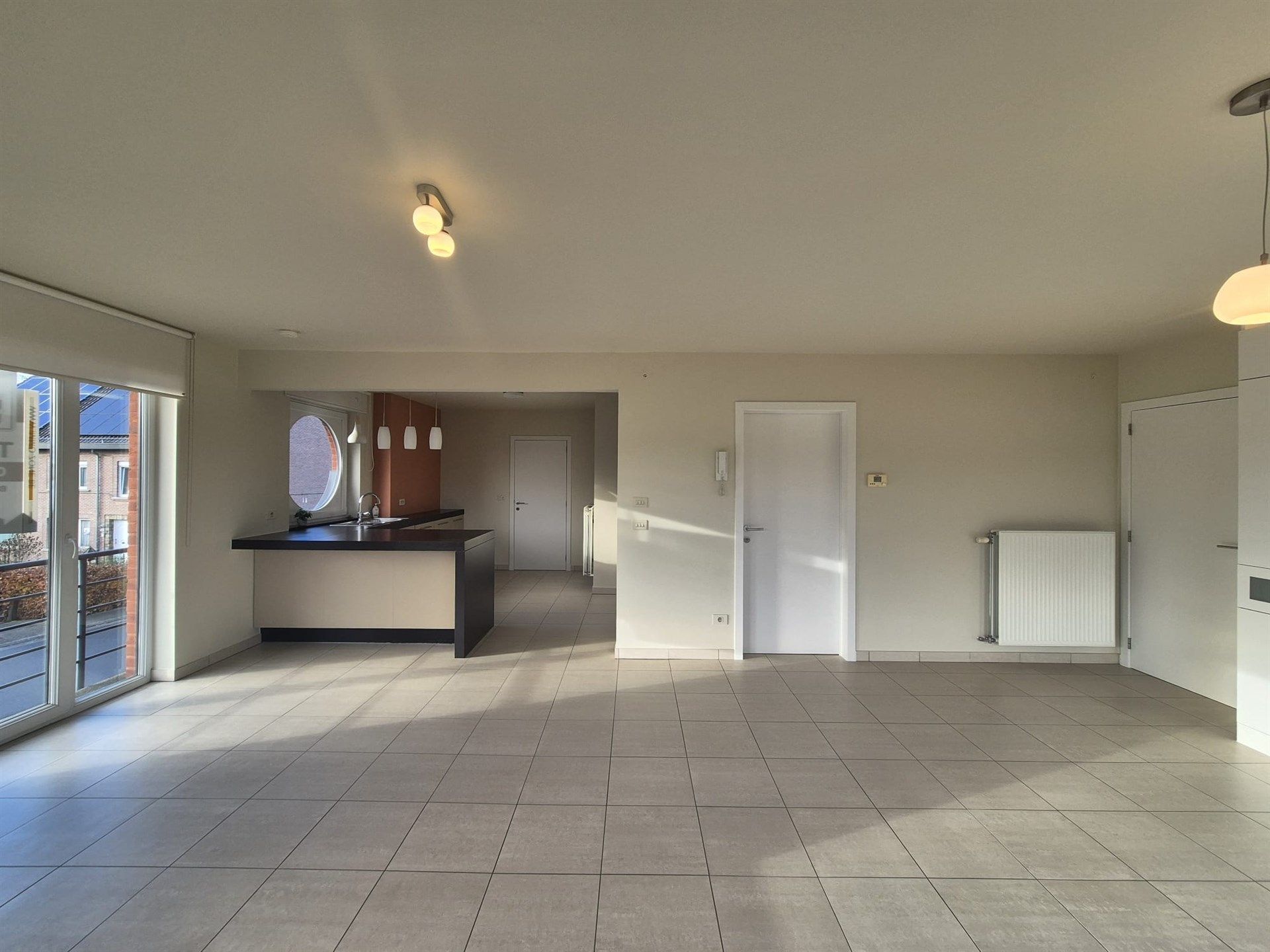 Zeer mooi rustig gelegen instapkaar appartement met garage. foto 8